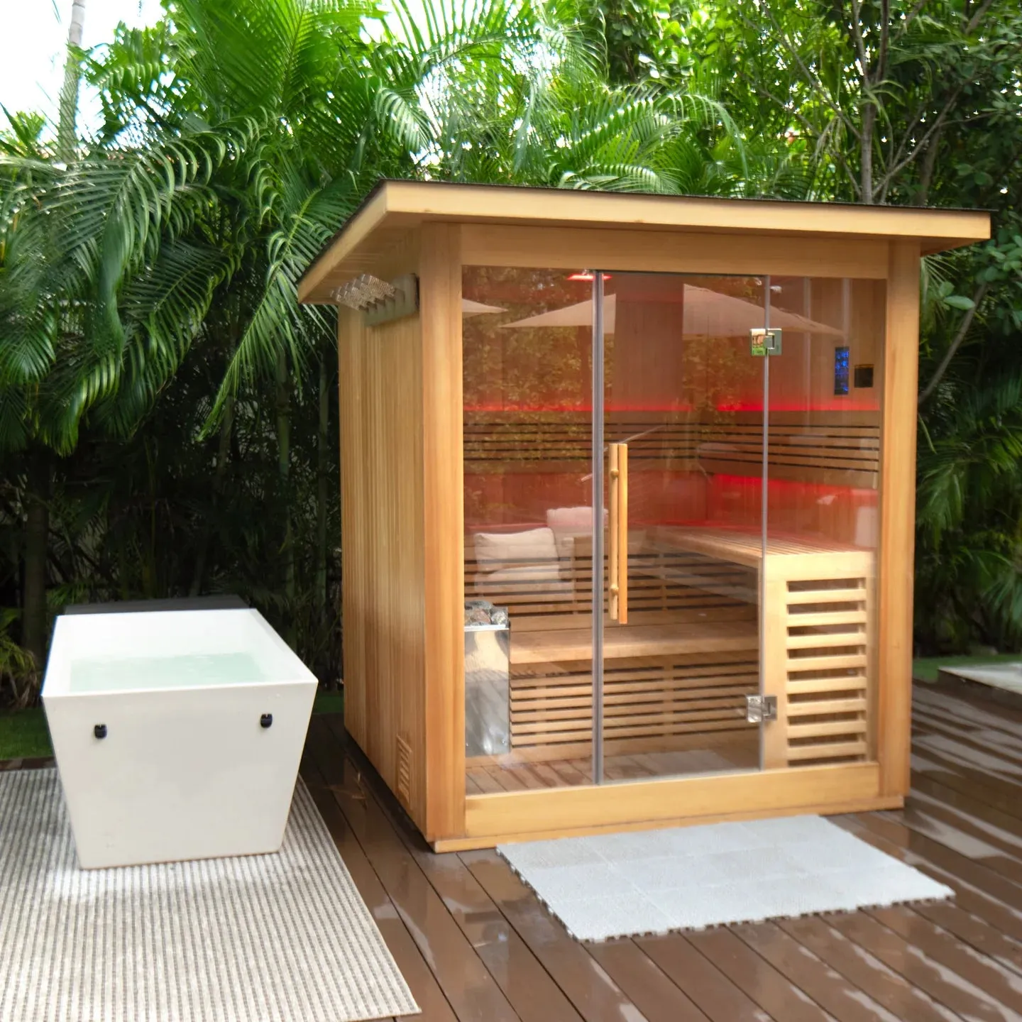 6 Person Traditional Sauna & Inflatable Barrel Plunge