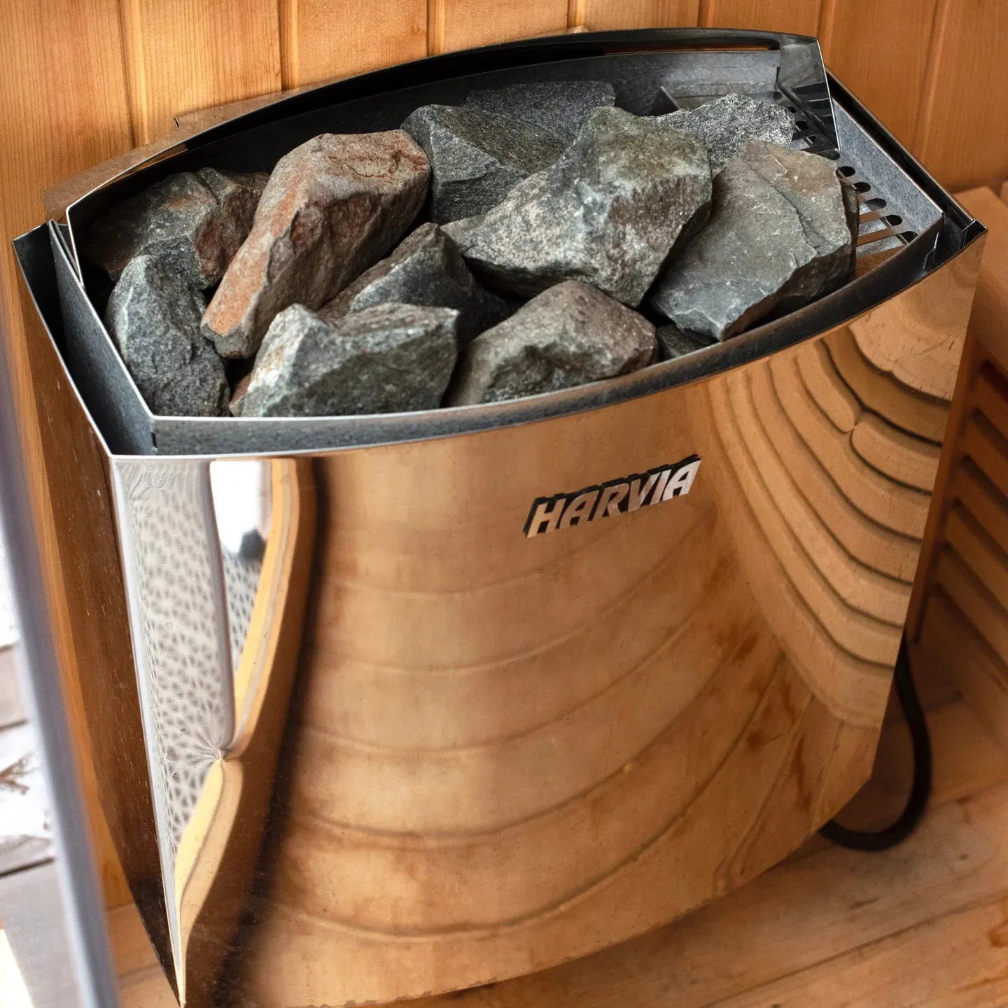 6 Person Traditional Sauna & Inflatable Barrel Plunge
