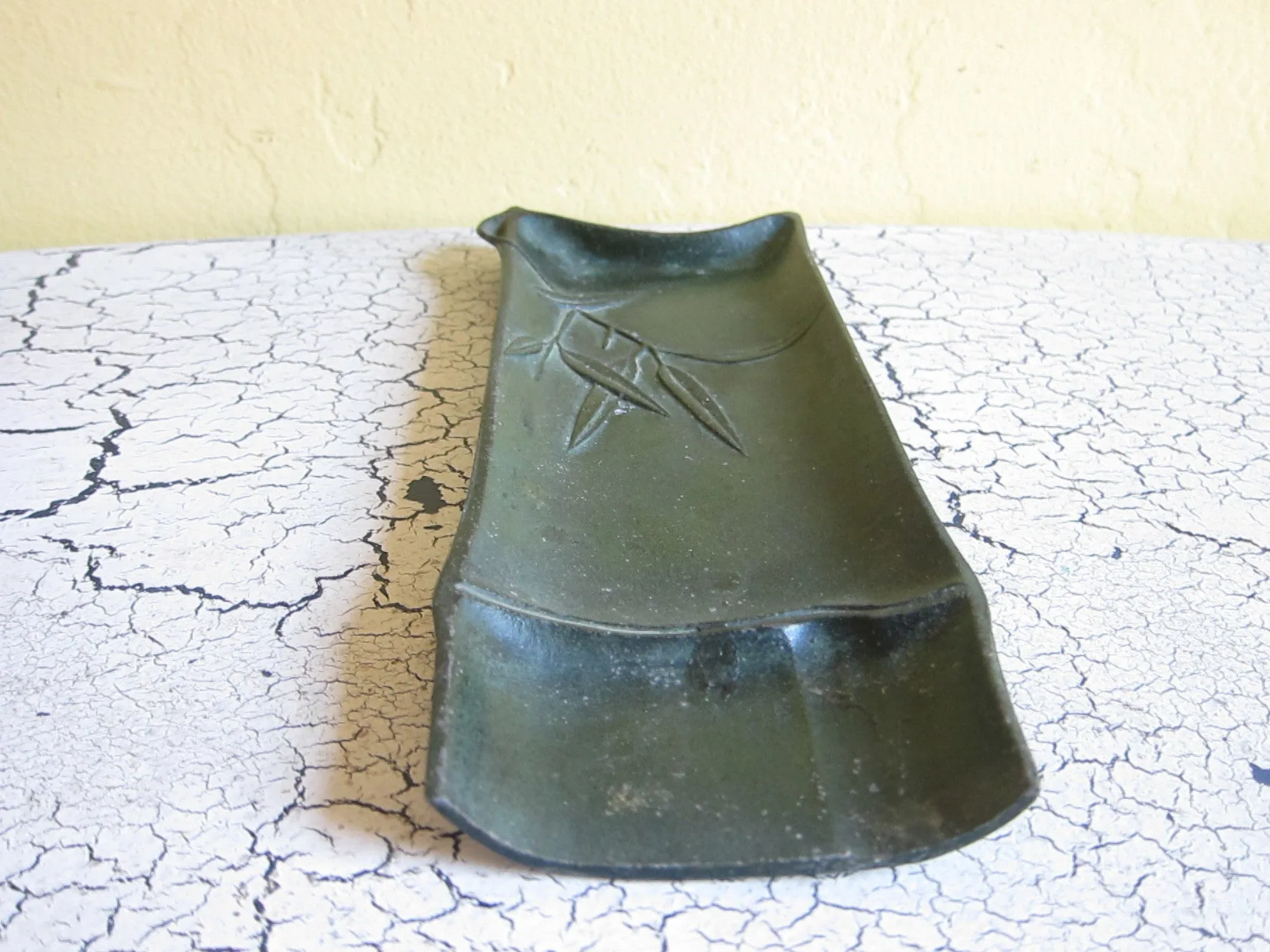 Art Nouveau Pewter Arts and Crafts Coin Tray