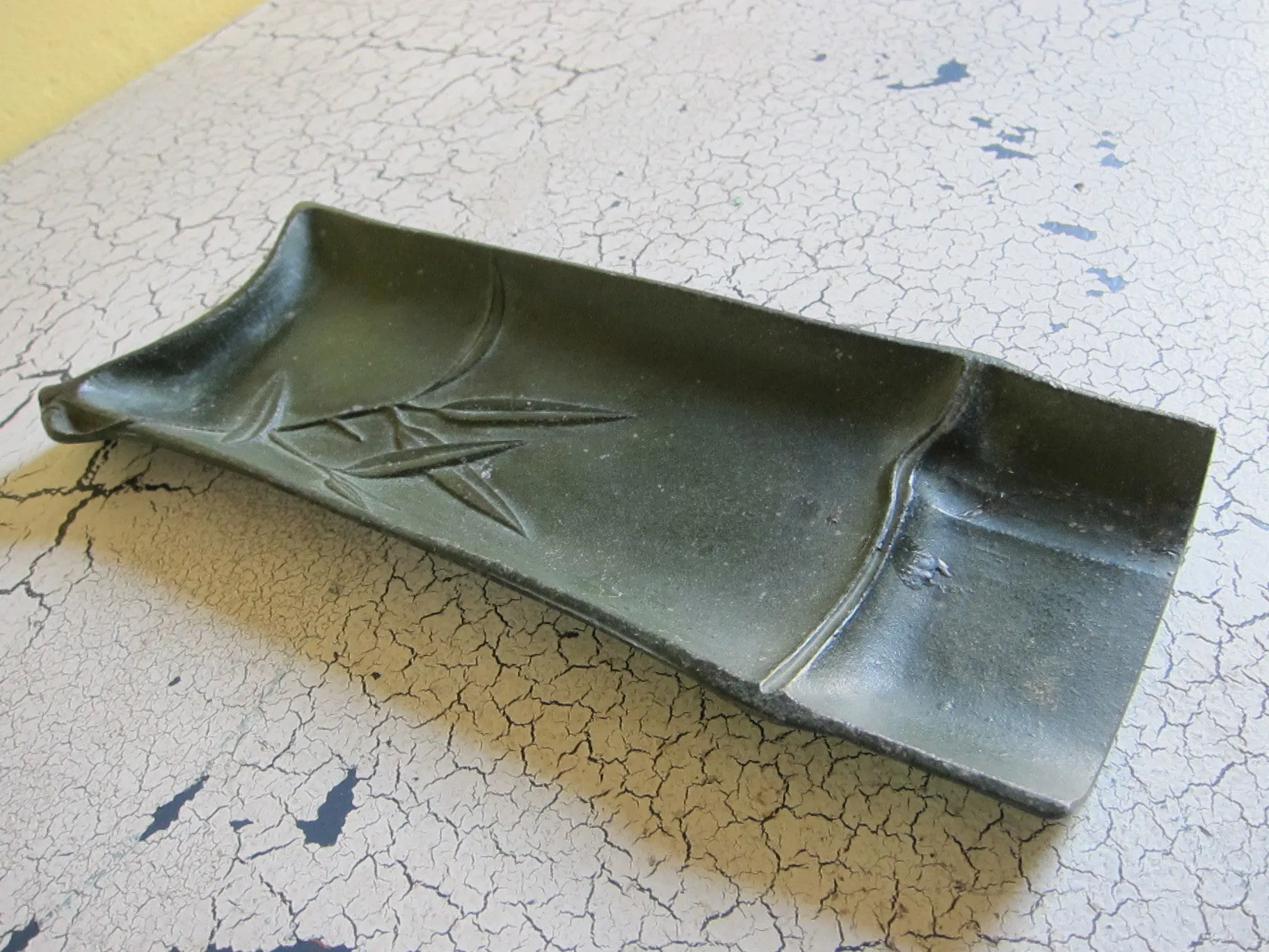 Art Nouveau Pewter Arts and Crafts Coin Tray