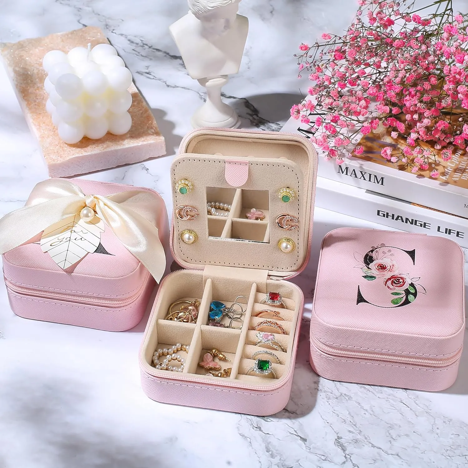 AYGXU Initial Glass Cups with Lids and Straws, Jewelry Case for Women, Jewelry Box Organizer, Coffee Cups, Travel Gifts for Women Essentials, Initial M Pink