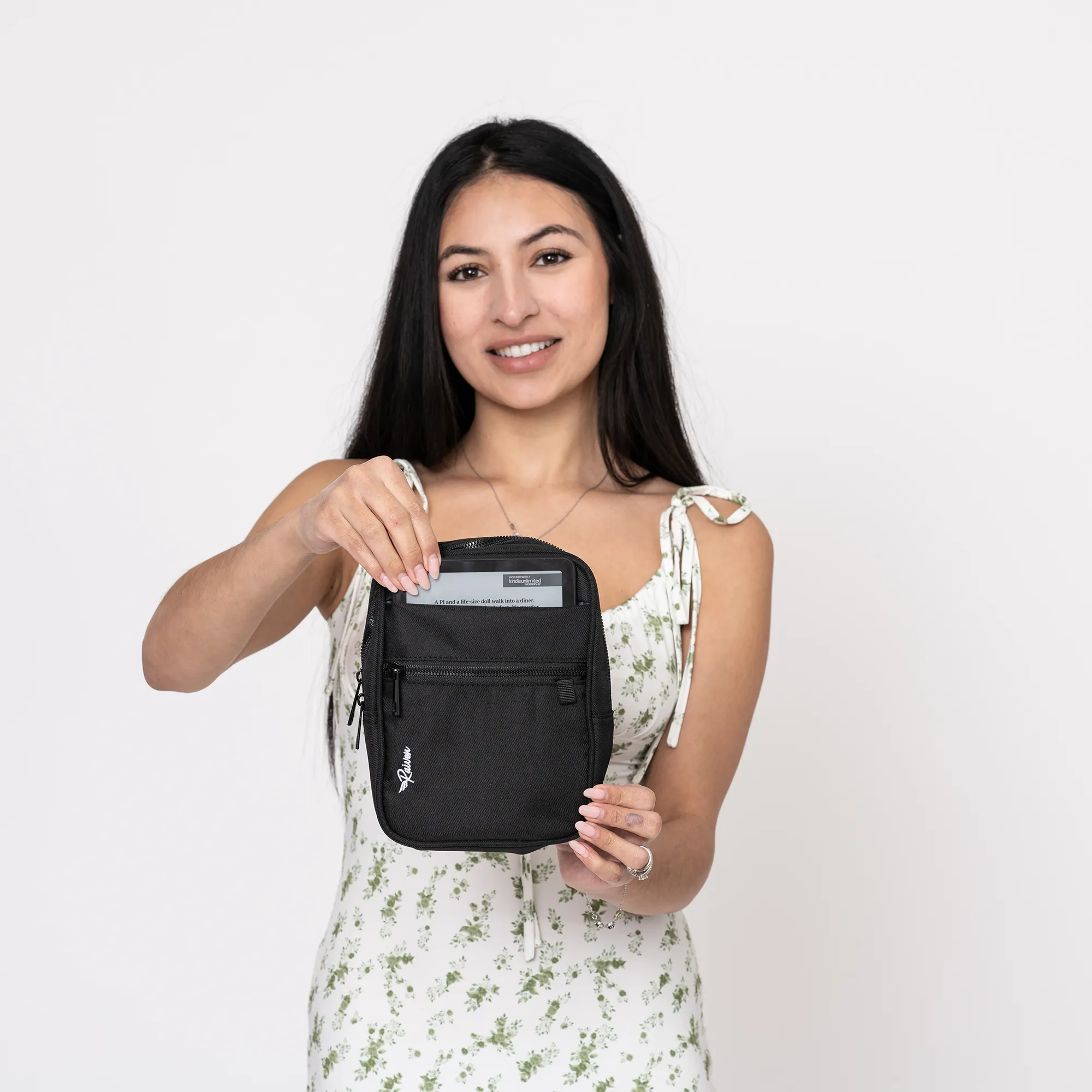 Black KINDLE Bag With Tumbler Belt