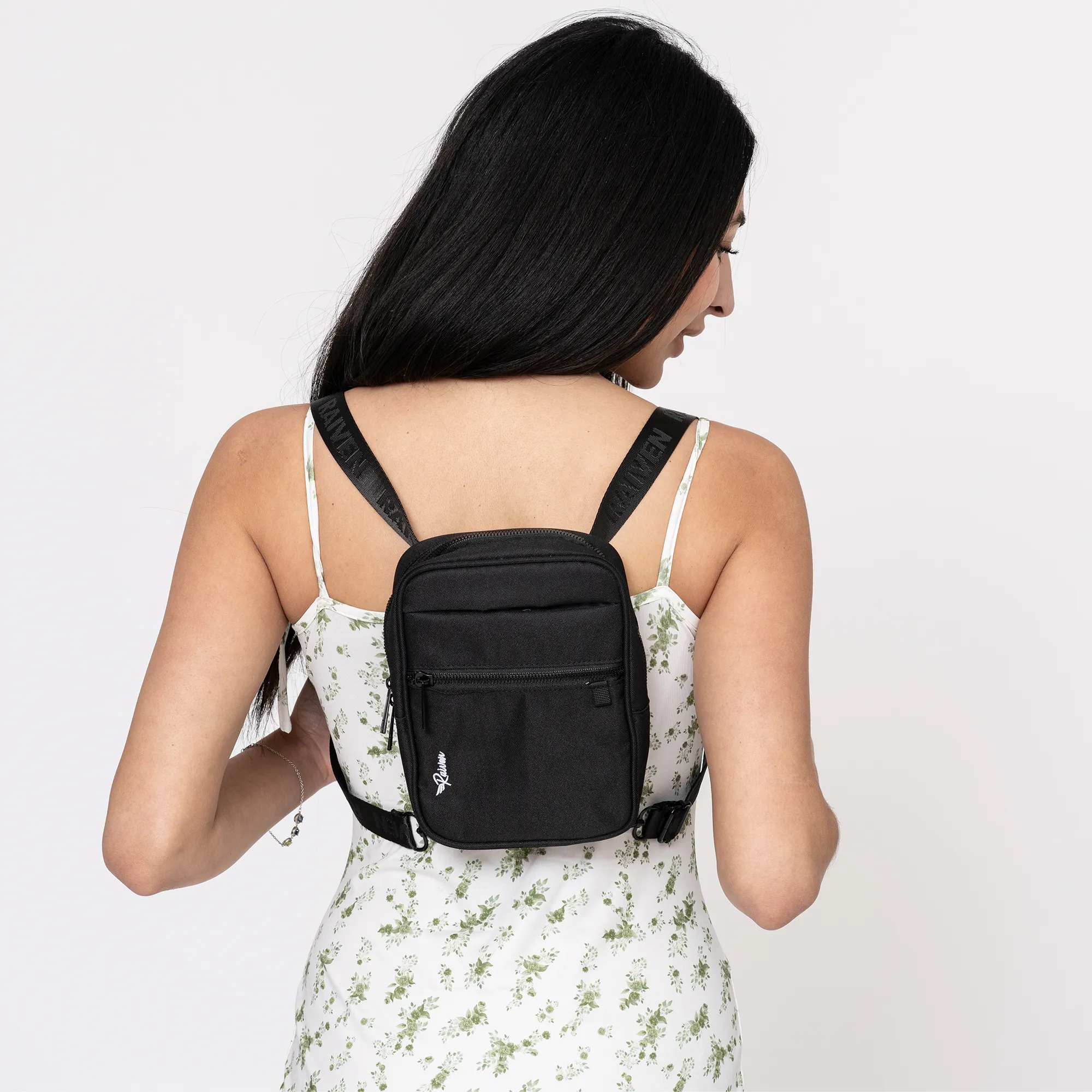 Black KINDLE Bag With Tumbler Belt