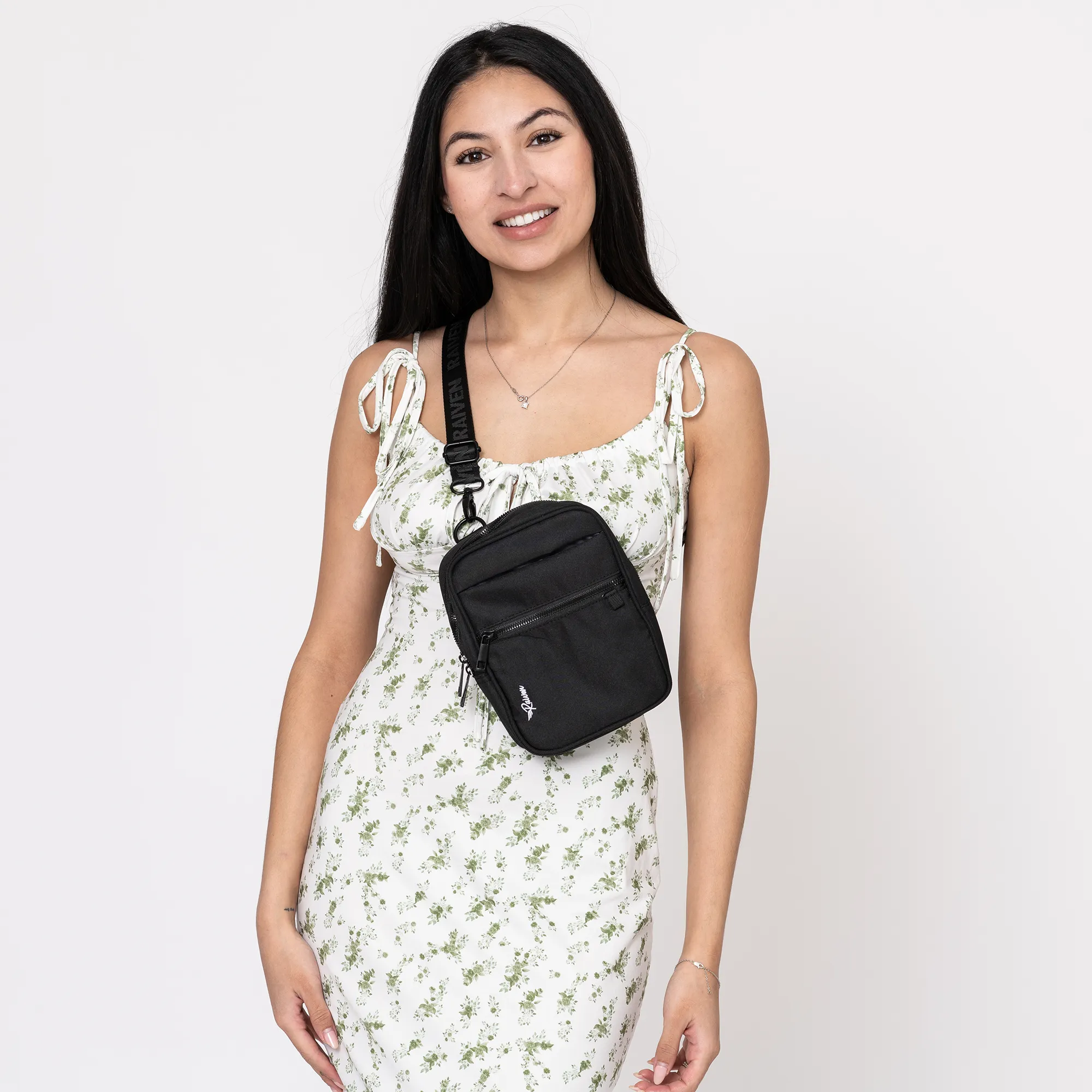 Black KINDLE Bag With Tumbler Belt