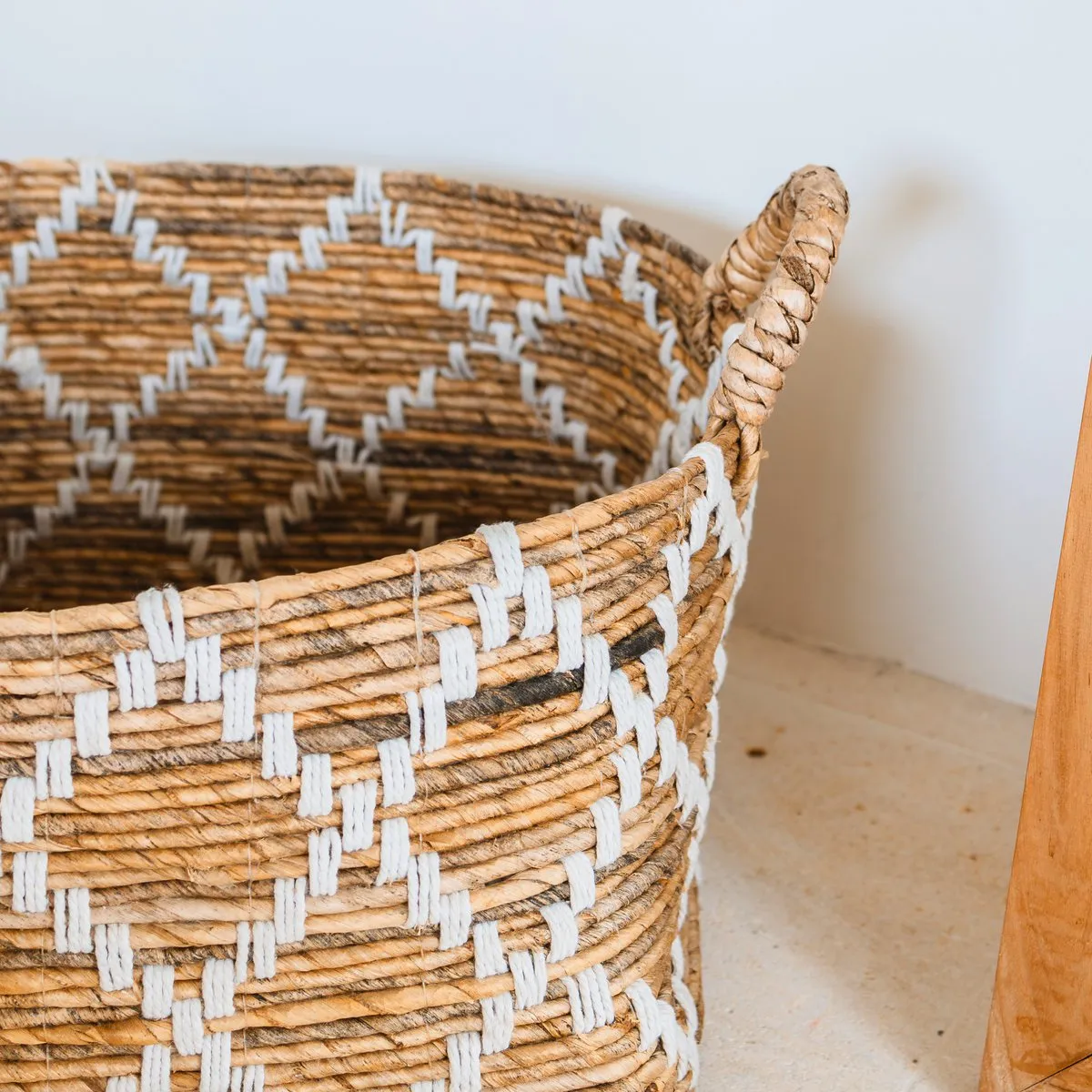 Boho Laundry Basket – Square Shelf Basket – Woven Storage Basket – Plant Basket – Decorative Basket Made of Banana Fibre GANDARIA (2 sizes)