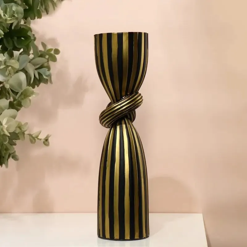 Candelabras Elegant Candle Holders for Living Room and Dining Table Decorations (p.p)