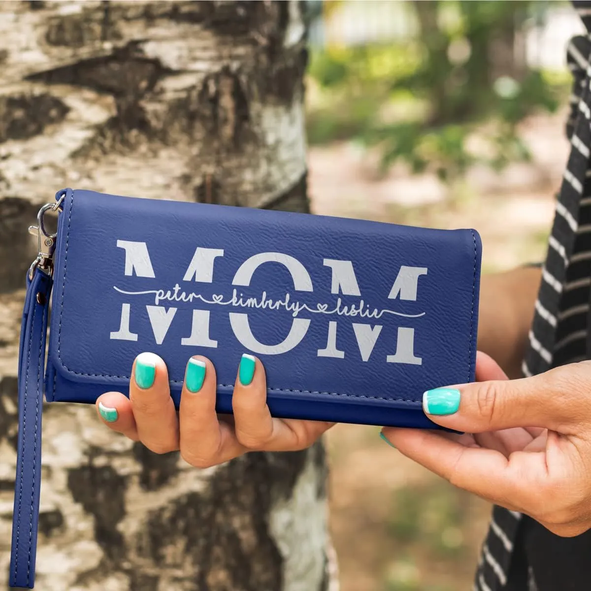 Customizable Wallet for Mom Personalized with her Kids Names - A Great Gift for New Mom's, Mother's Day and Holidays-Offered in Multiple Colors (Blue)