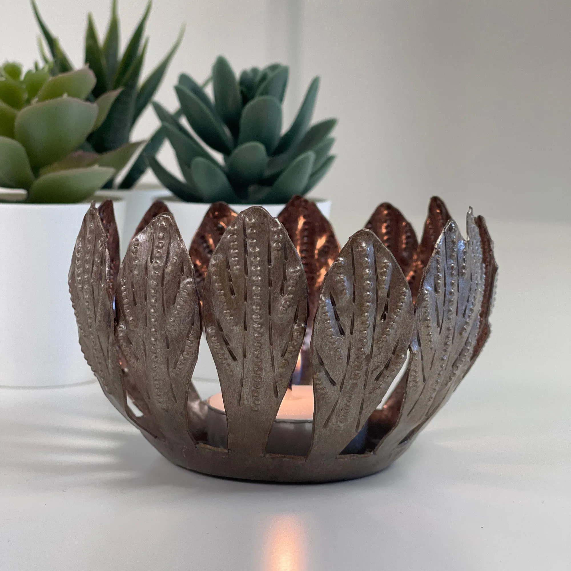 Decorative Drum Art Candle Holder, Mango Leaf