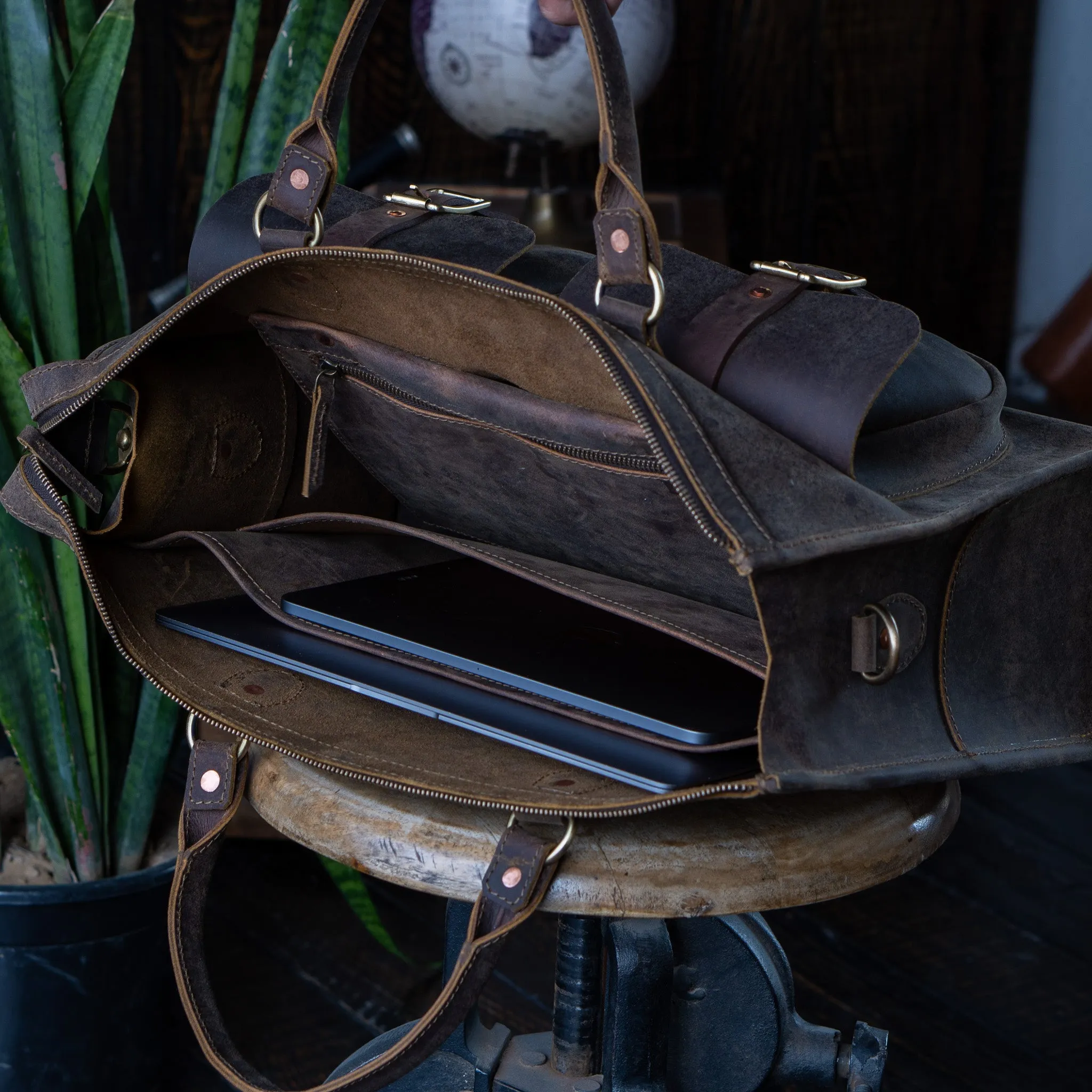 Diplomat Briefcase (Vintage Brown)