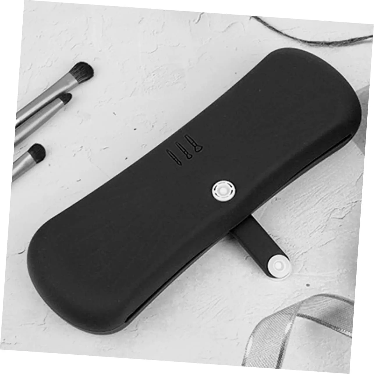 DOITOOL Makeup Brush Storage Bag Travel Make up Brush Holders Eye Blushes Holder Bags Makeup Brushes Holder, Black, 20X6CM