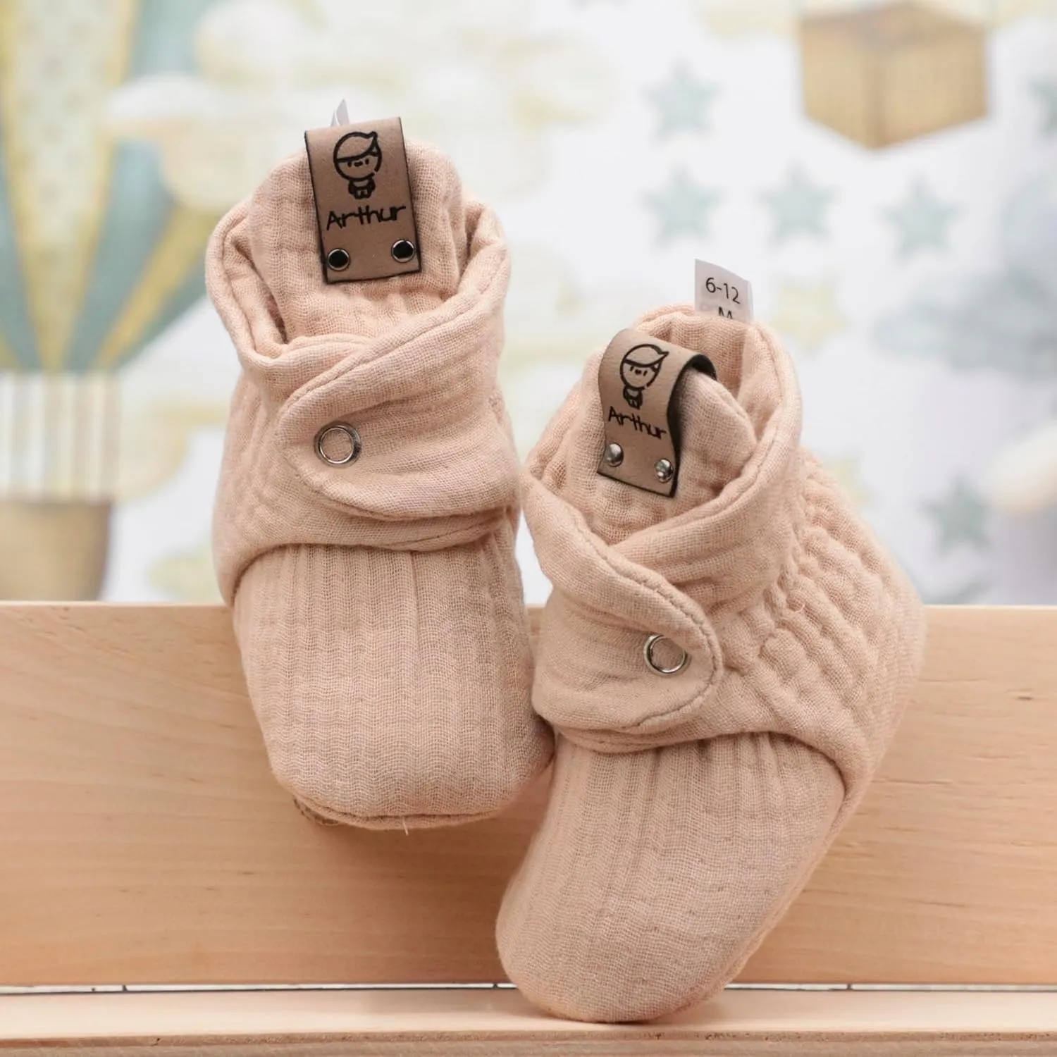 Ella Bonna Personalized Baby Shoe Gift, Baby Gifts for Boys Custom, Customizable Baby Shower Gifts for Girls, Gender Neutral Babyshower Gift, Baby Booties Welcome Baby Gift with Name