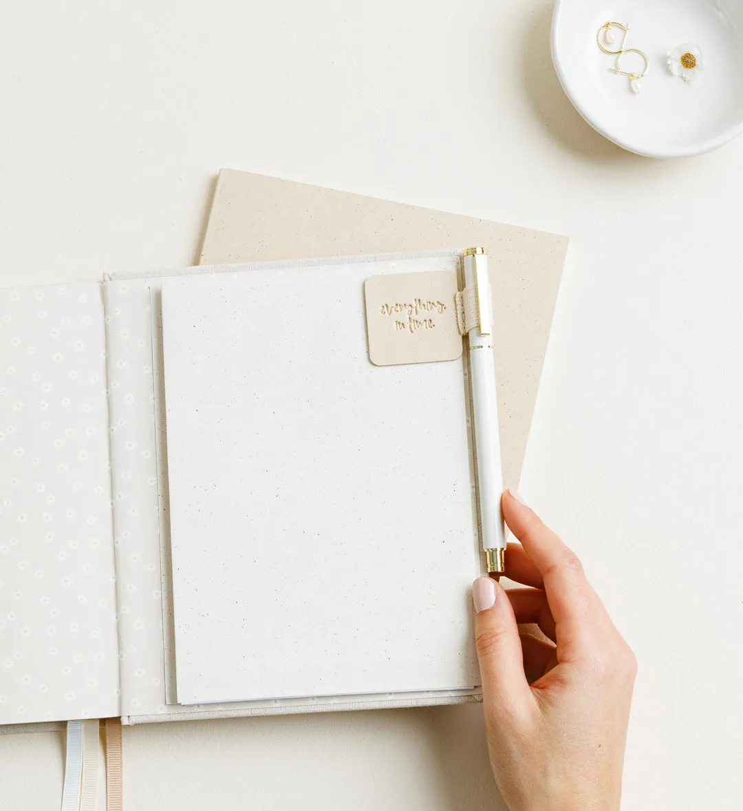 Emma Kate Co. Pen Loop | Vanilla