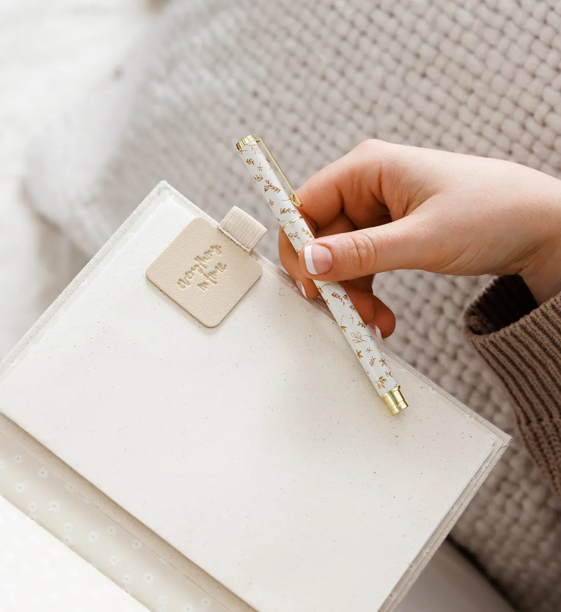 Emma Kate Co. Pen Loop | Vanilla