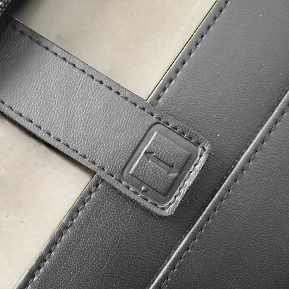 Executive Leather Folio with Zipped Ring Binder