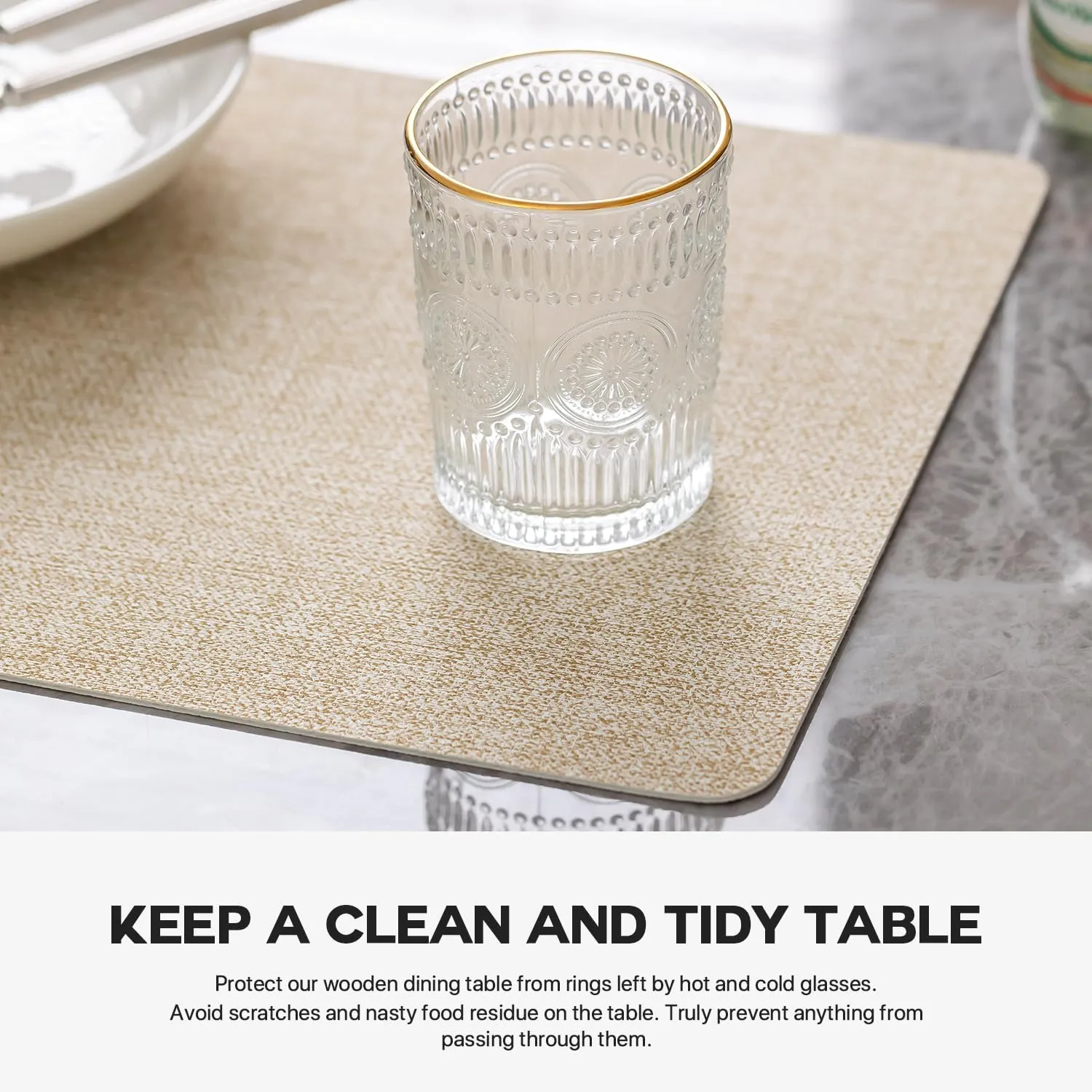 Faux Leather Placemats Set of 8 Vinyl Washable Wipeable Table Mats for Kitchen Dining Table Heat Resistant Waterproof Modern Indoor/Outdoor Placemats Non-Slip Easy Clean Place Mats (Beige)