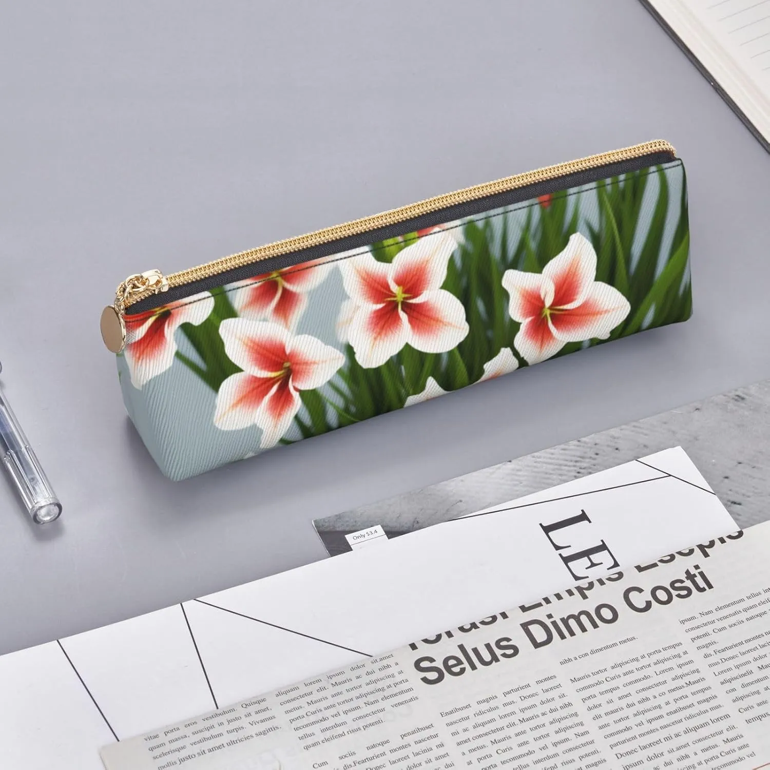 Gladioluses Pen Case Small Pencil Bag Triangle Pu Leather Pen Pouch Pen Bag Storage Bag With Zipper
