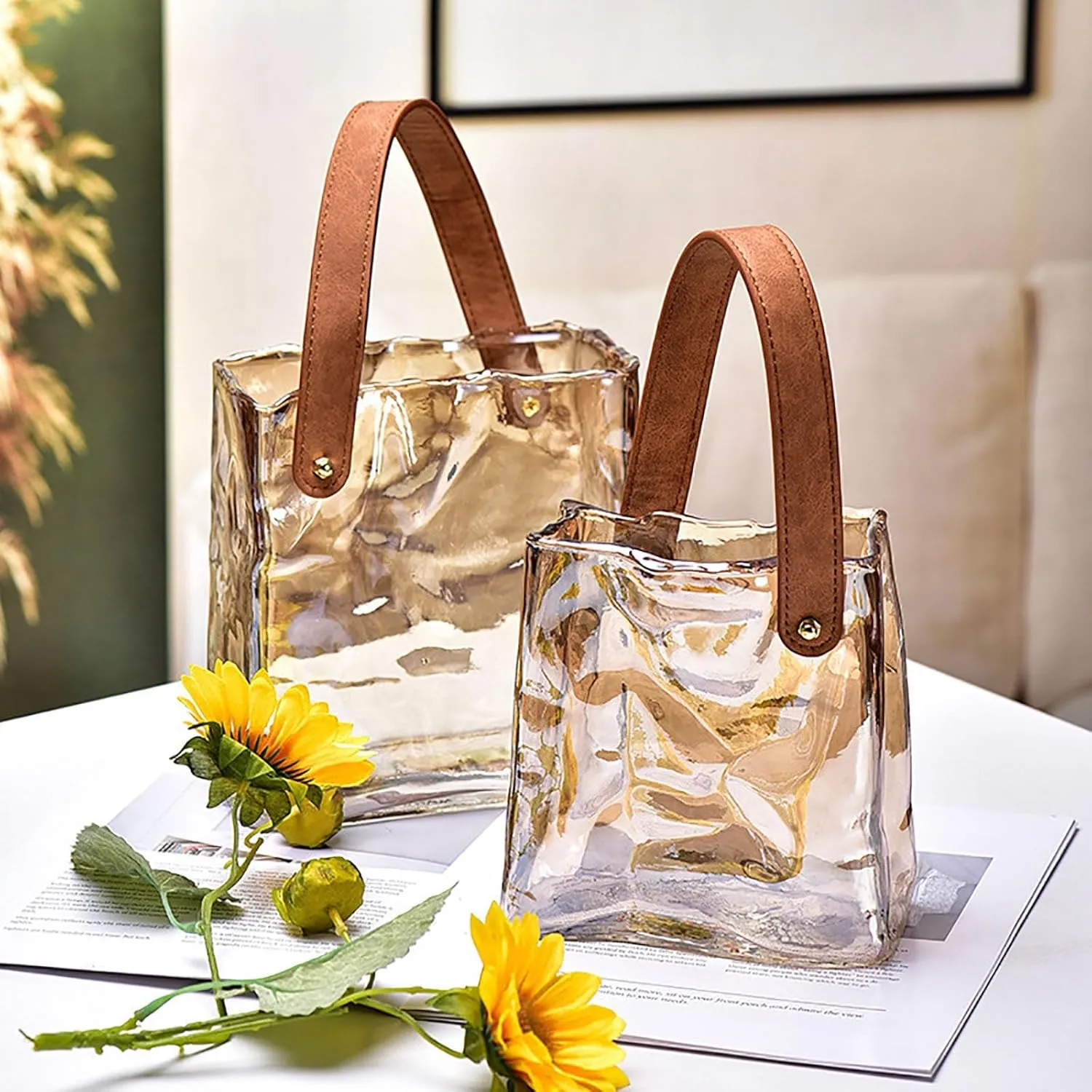 Glass Purse Vase for Flowers,Glass Purse Vase for Flowers, Glass Bag Vase with Leather Handle,Cool Large Bag Vase Decorative Fish Bowl Handbag Vase for Home Wedding Decor(B,7.5 * 9.8in)