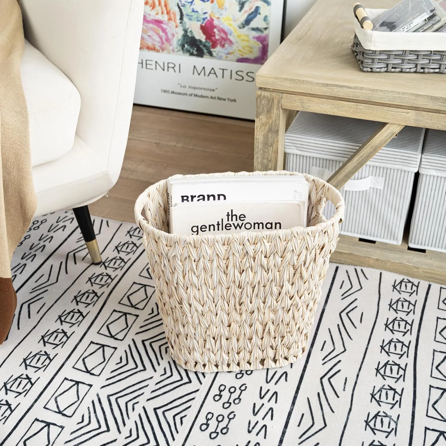GRANNY SAYS Wicker Trash Can, Waterproof Bathroom Trash Can, Wicker Waste Basket for Bathroom, Decorative Boho Trash Can, Waste Basket for Bedroom, Office, 19 Liters/5 Gallons, 1-Pack, Butter Milk