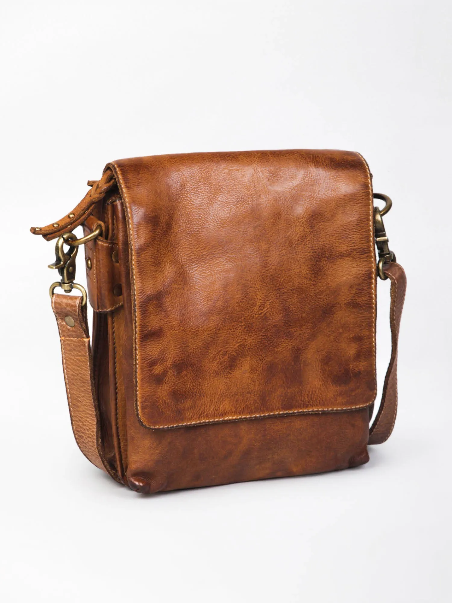Henry: Black Flap Bag Cross Body In Veg Tan Leather by art n vintage