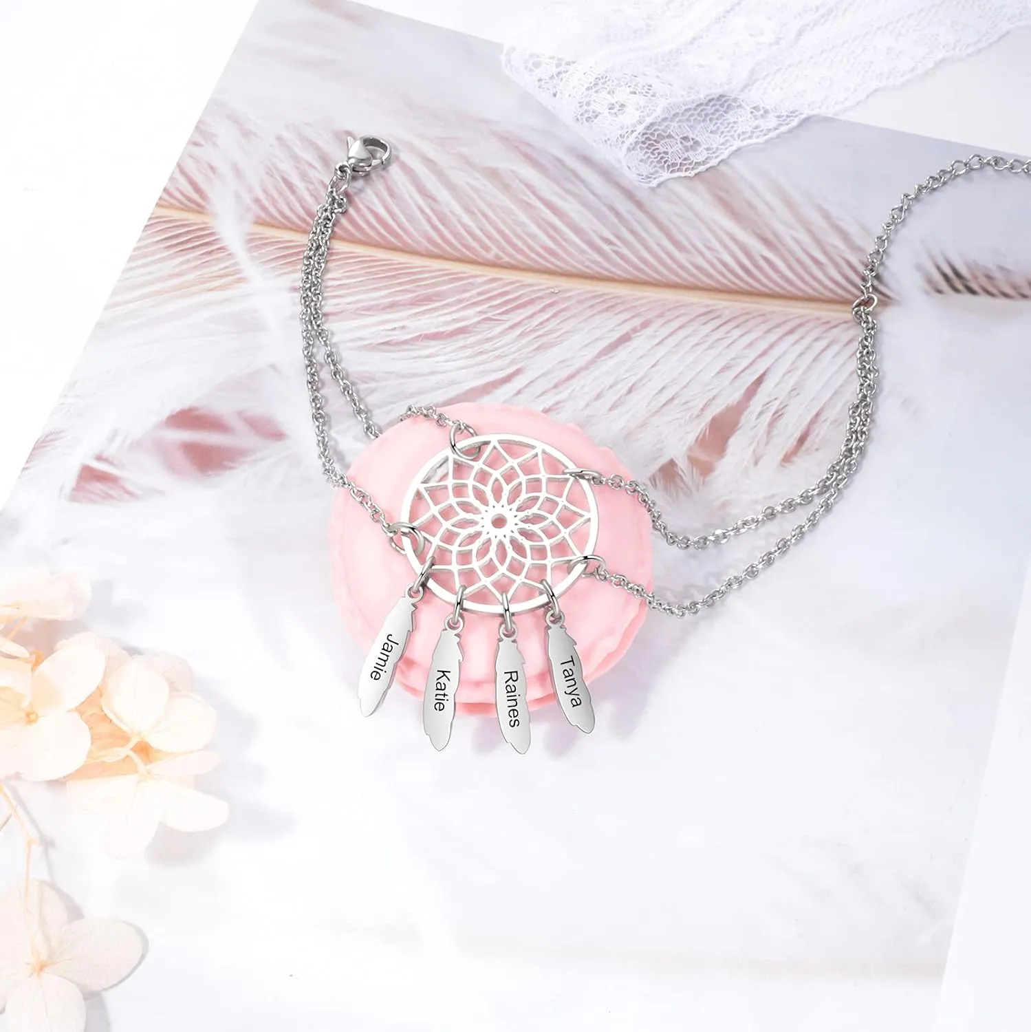 JewelOra Personalized Mothers Name Bracelet with 2-7 Names Custom Dream Catcher Link Bracelet Name for Mother's Day Birthday Gift for Mom Wife Women