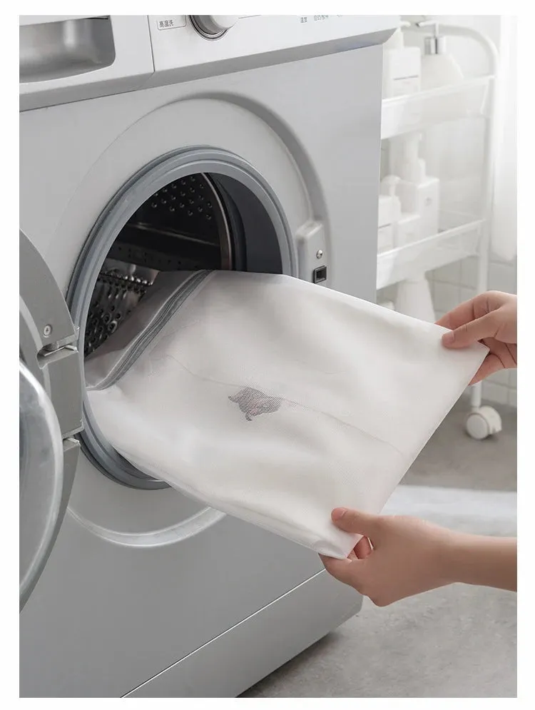 Laundry Bag: Mesh Wash Bag for Clothes & Shoes