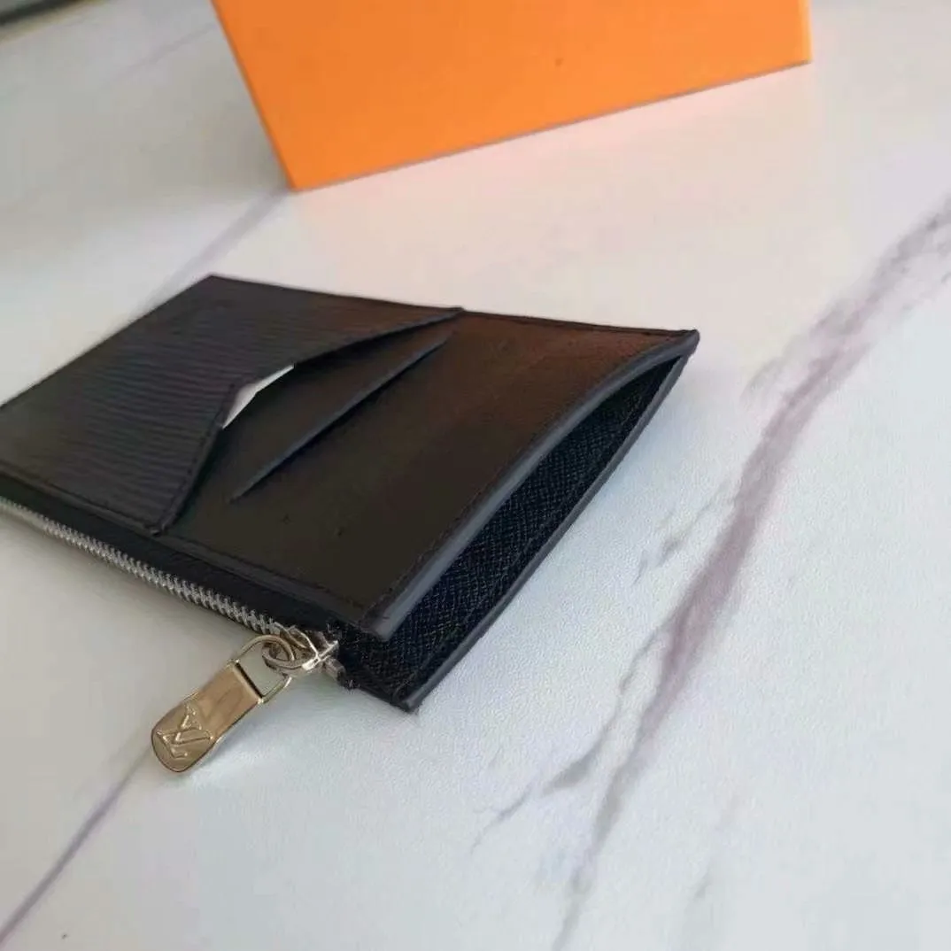 LB1240 Romy Card Holder / 4.7 x 3.1 x 0.3 inches