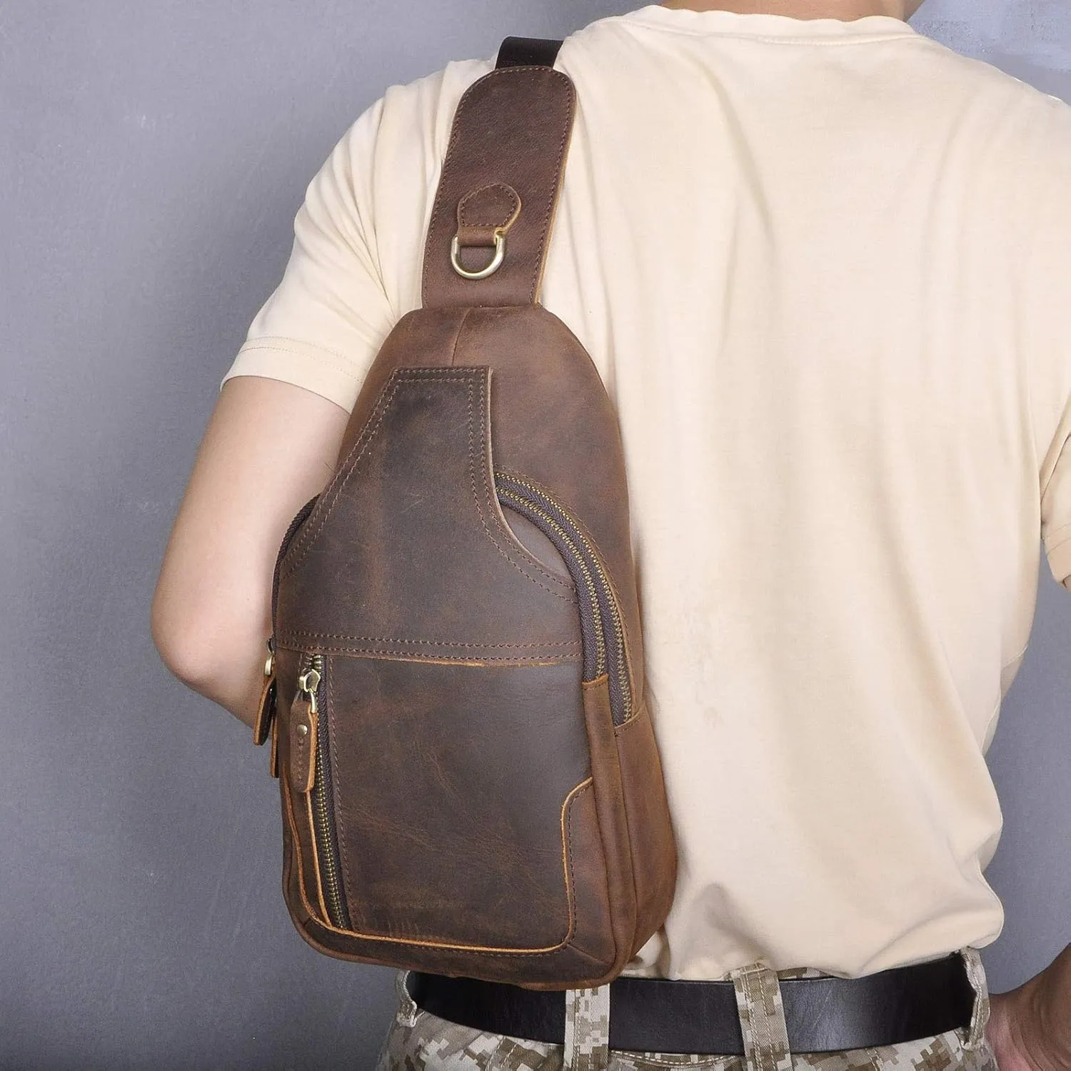 Le'aokuu Men Fashion Casual Tea Designer Travel Hiking Crossbody Chest Sling Bag Rig One Shoulder Strap Bag Men Leather 8015