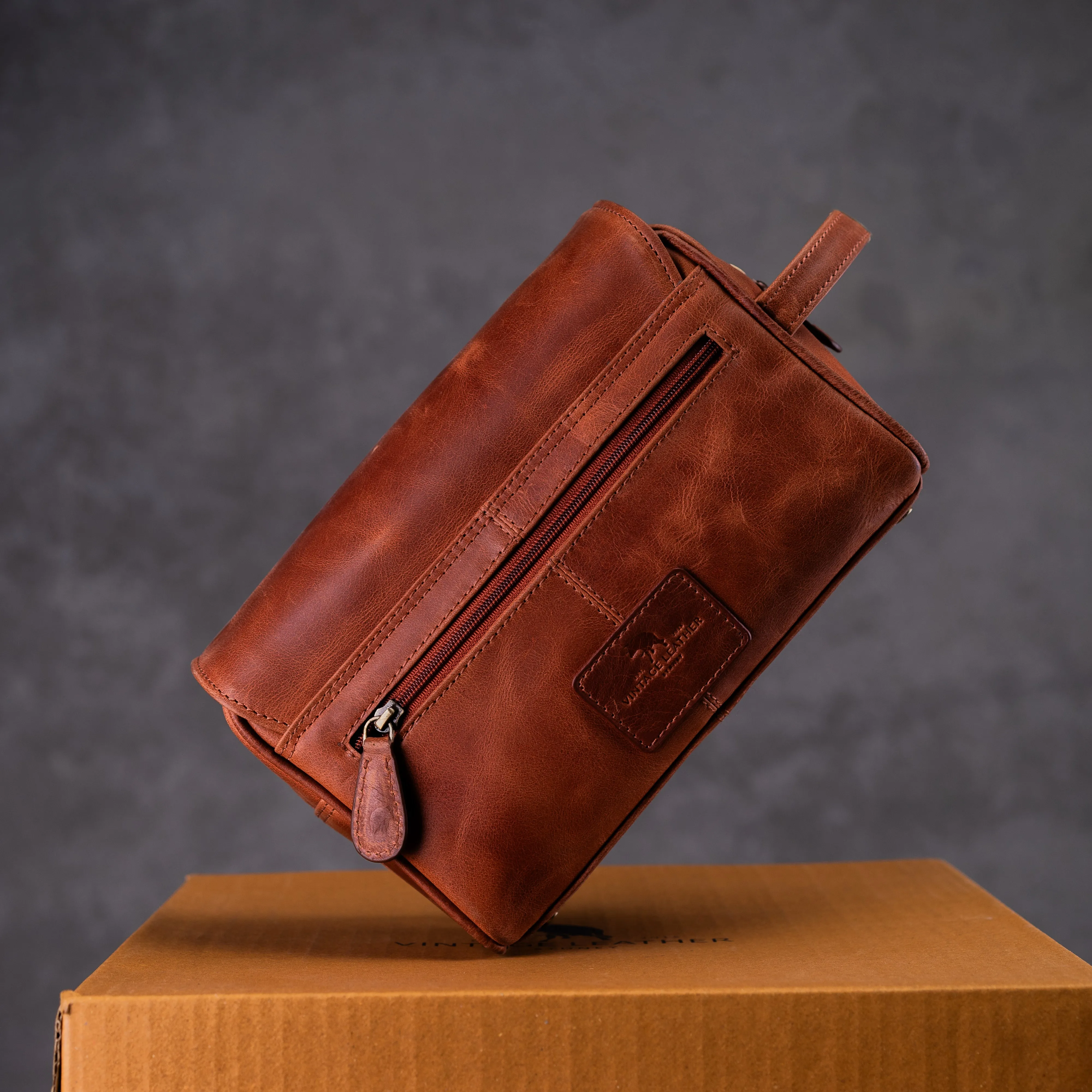 Leather Toiletries Bag Cambridge