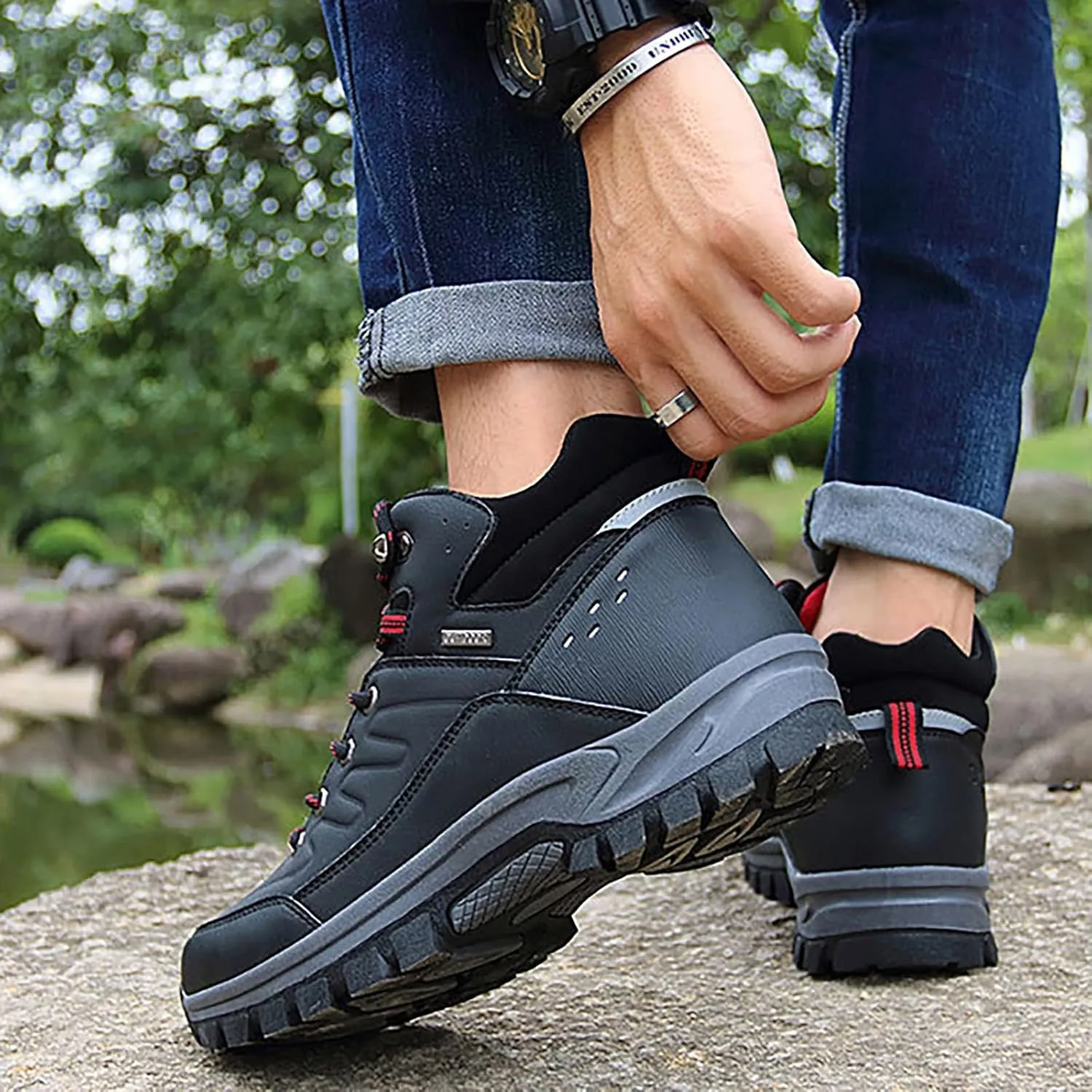 Men's Warm Snow Boots Non-Slip Outdoor Trekking Shoes Ankle High Waterproof Hiking Boots Backpacking Trails Shoes