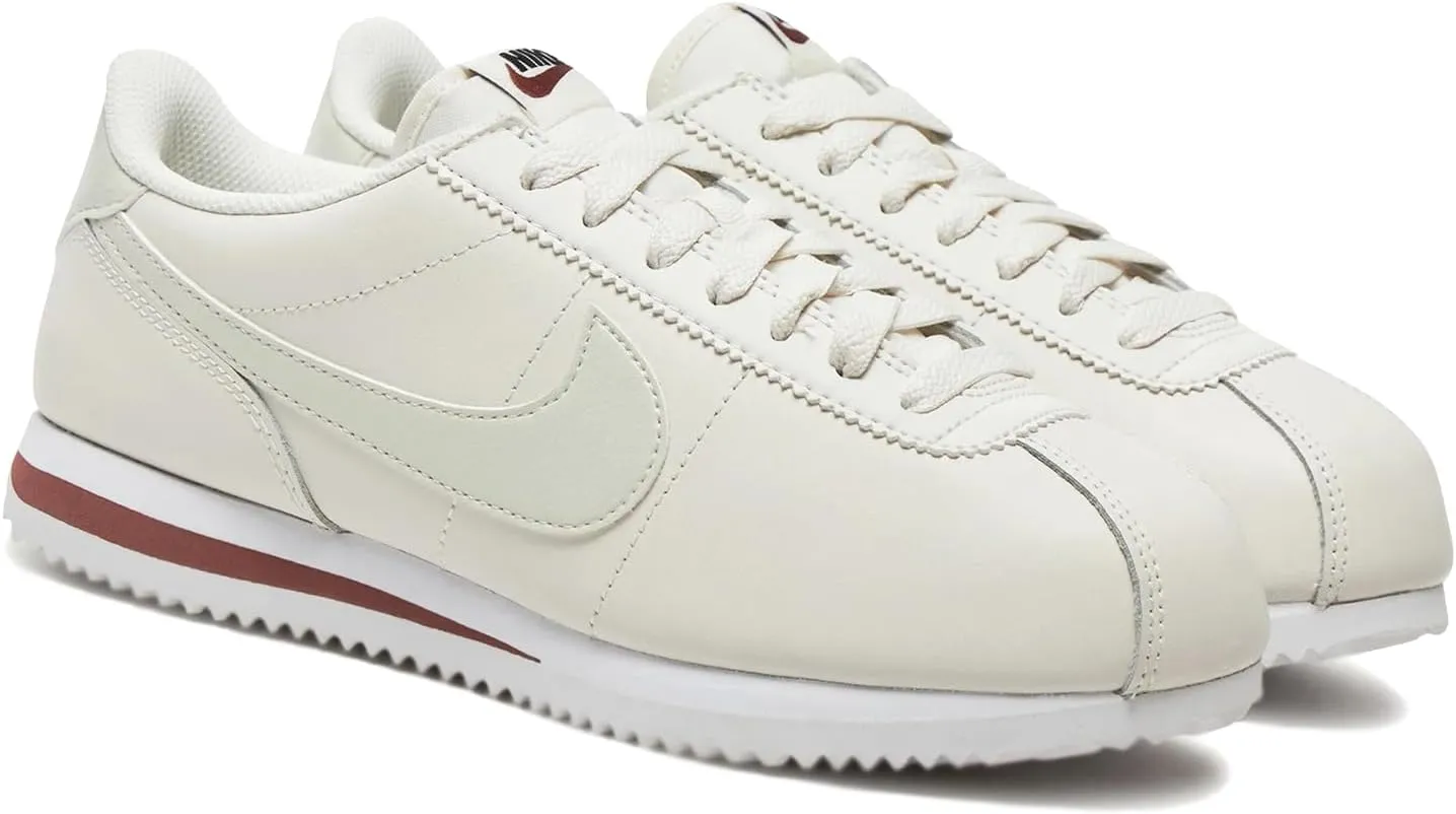 NIKE Women's Fashion Trainers
