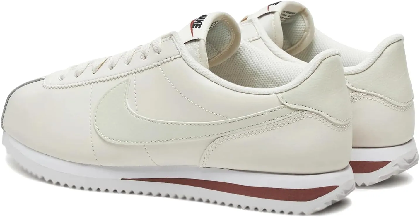 NIKE Women's Fashion Trainers