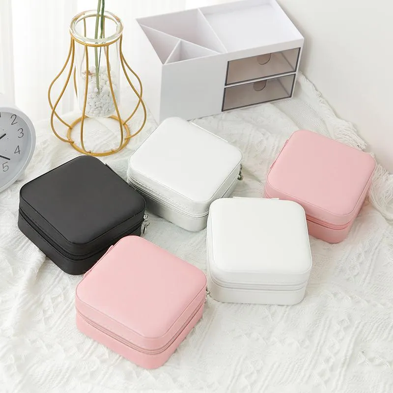 Royaleva Travel Case For Jewelry - Compact & Stylish Storage