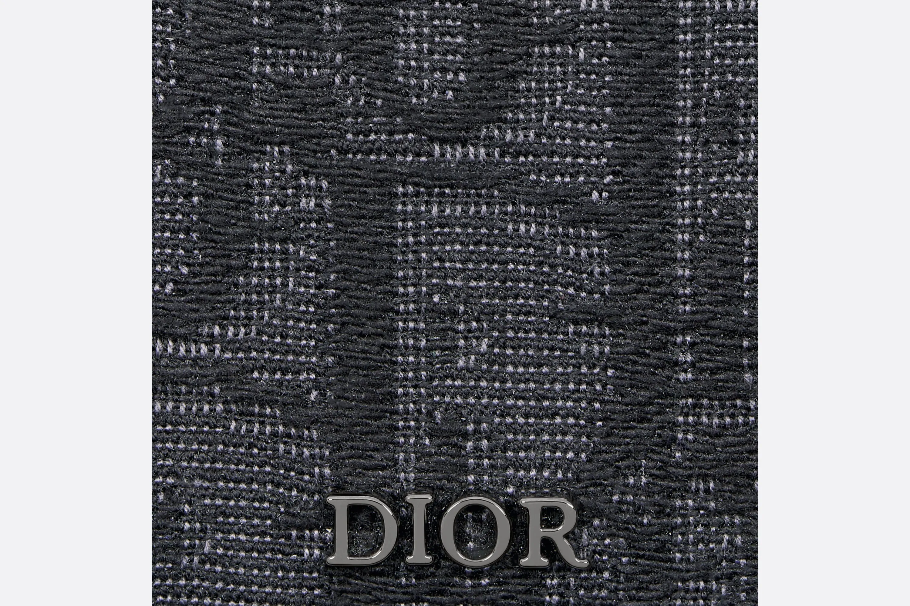 Saddle Magnetic Card Holder • Black Dior Oblique Jacquard and Grained Calfskin