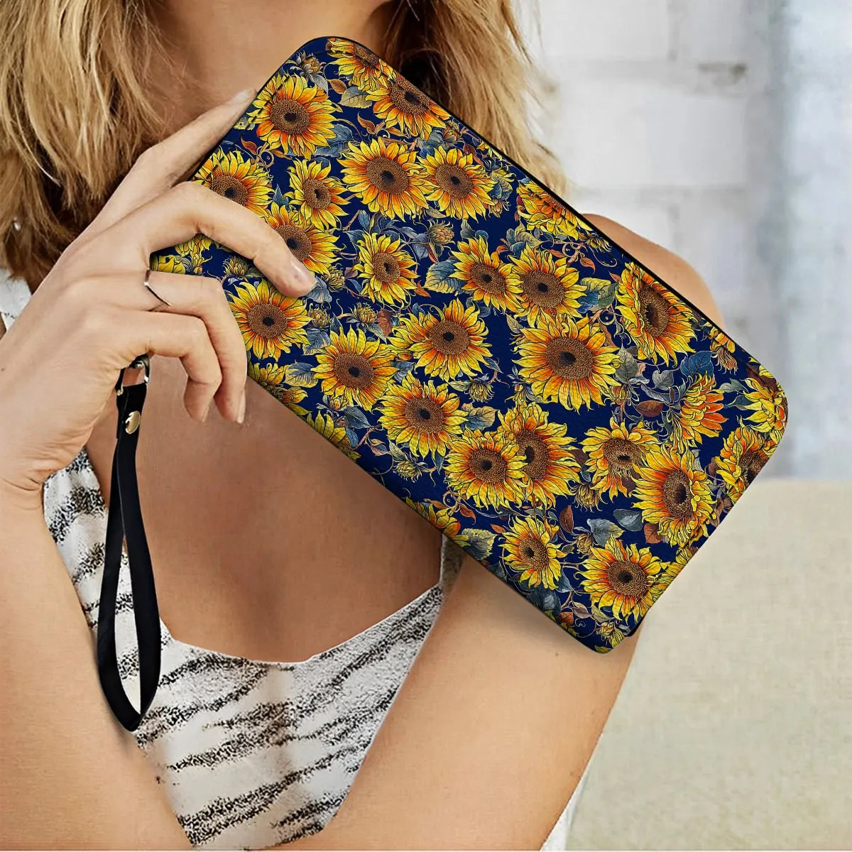 Shineful Leather Clutch Purse With Wristlet Strap Handle Sunflower Gorgeous Flower