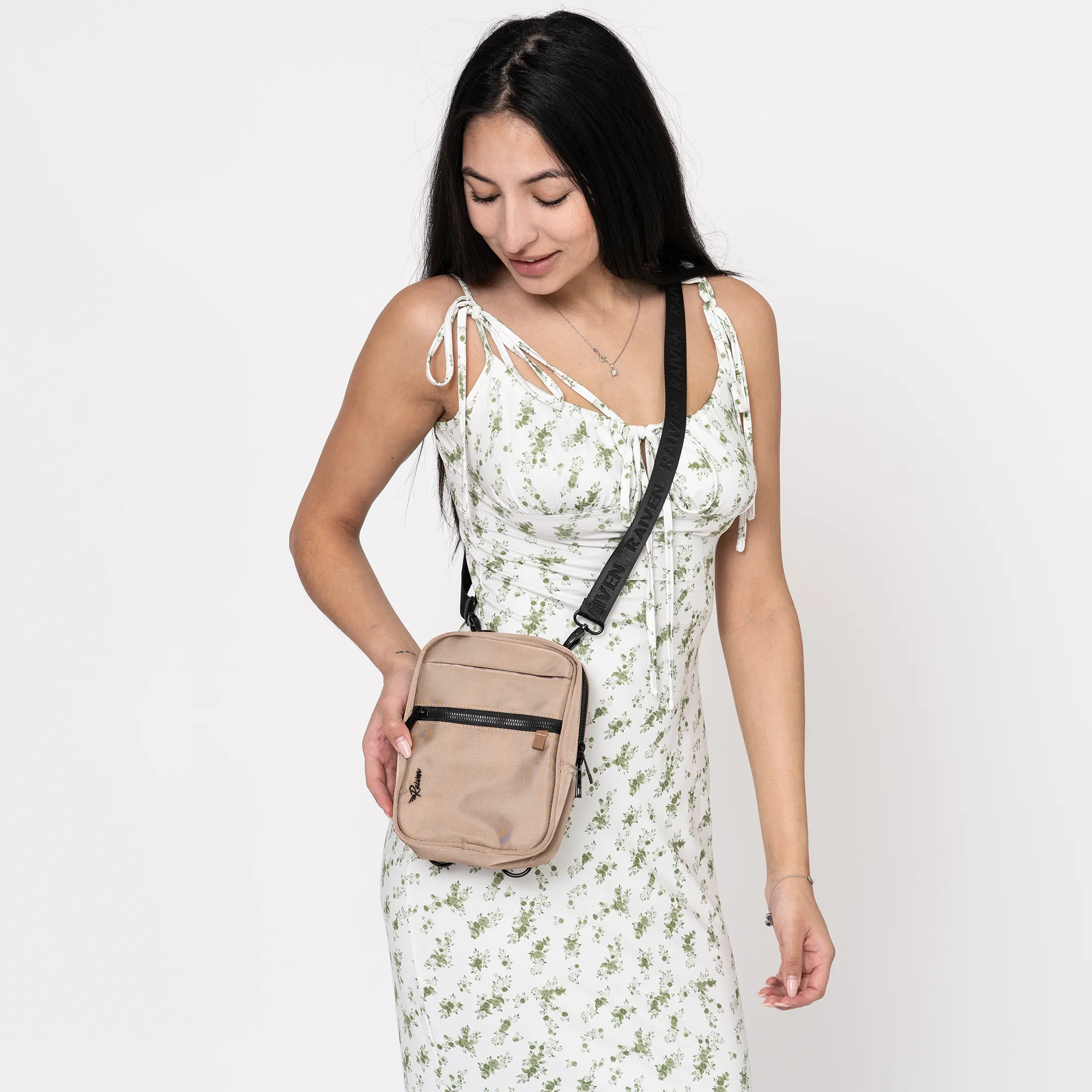 Tan KINDLE Bag With Tumbler Belt