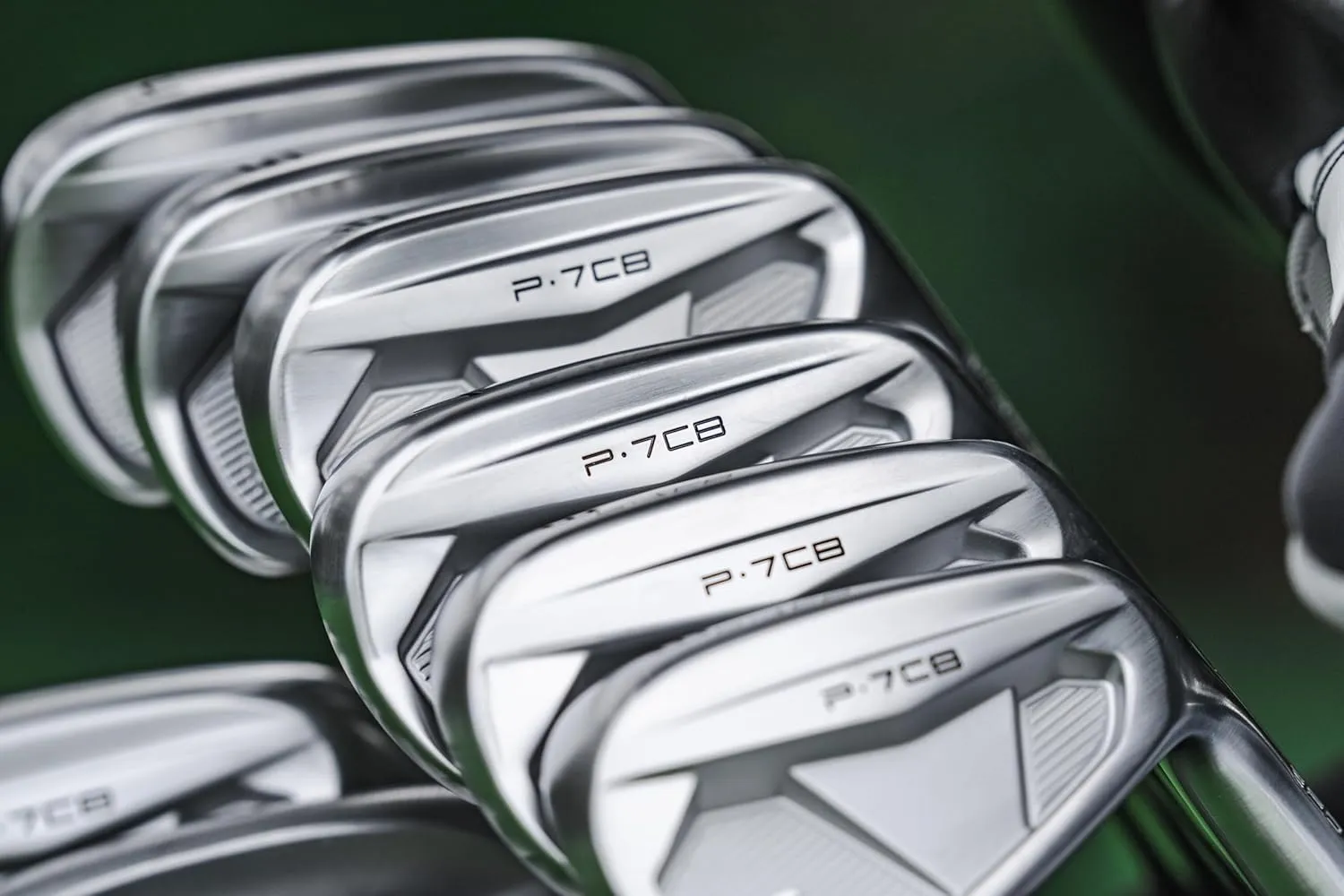 TaylorMade Golf 2024 P7CB Iron Set 4-PW