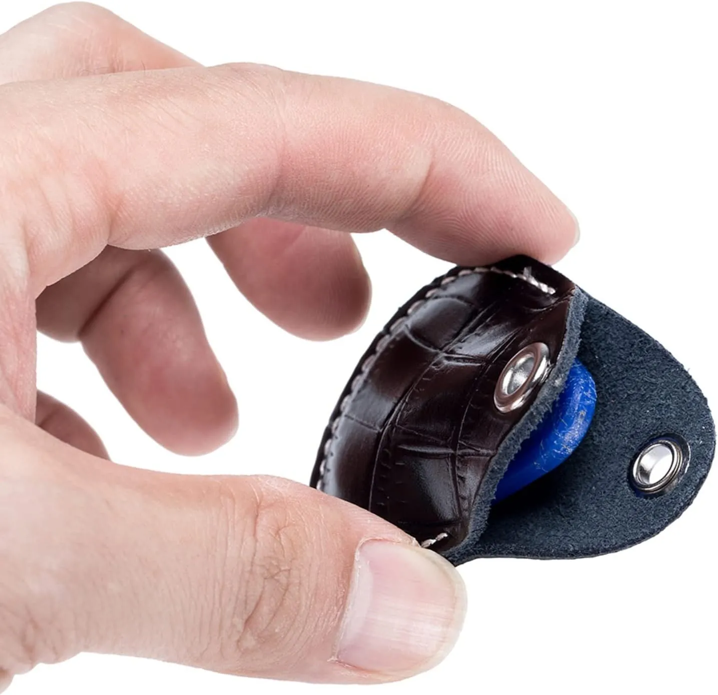 Temvue Access Card Holder RFID Key Fob Bag Leather Airtag Holder Keychain NFC Smart Key Tag Card RFID Pod