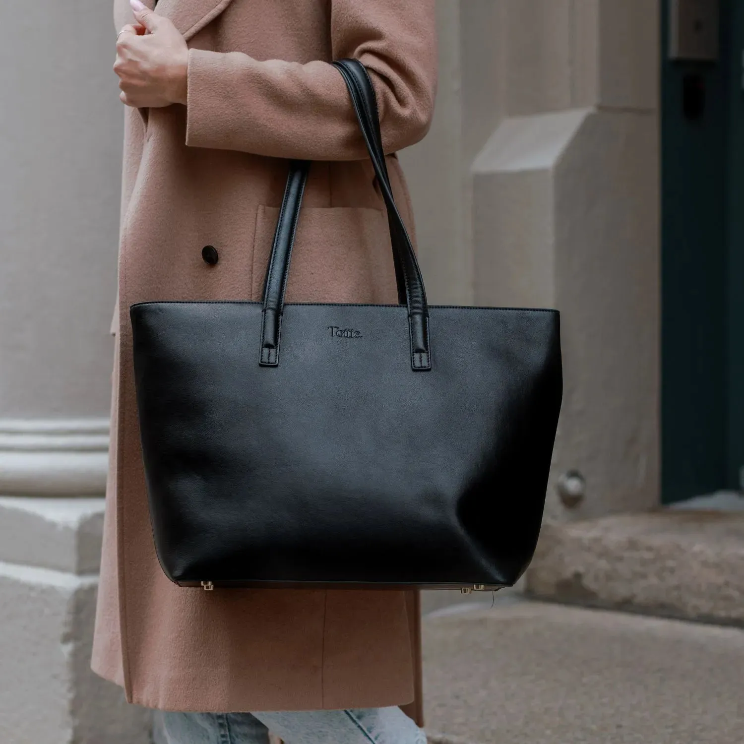 The Tote Bag (Black)