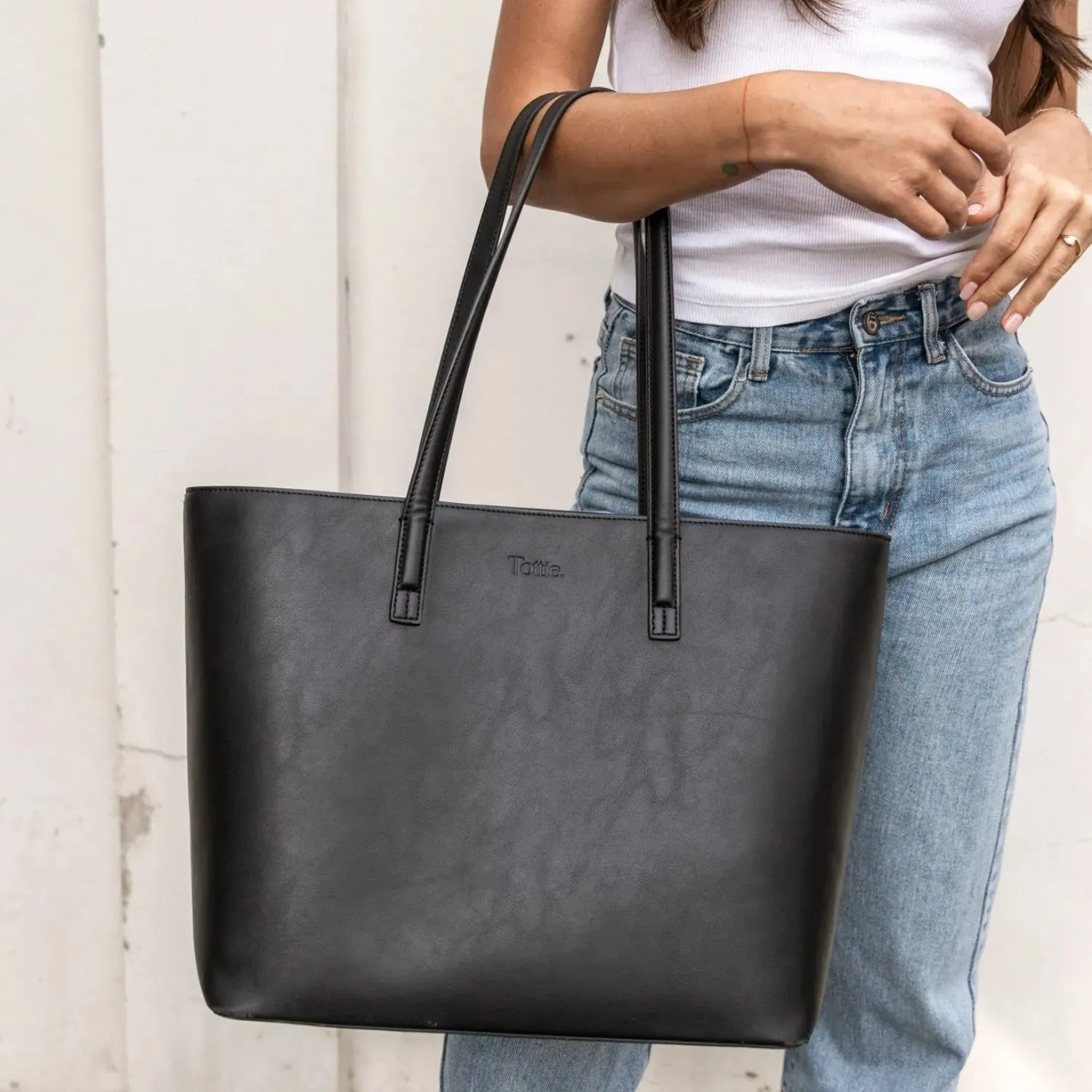 The Tote Bag (Black)