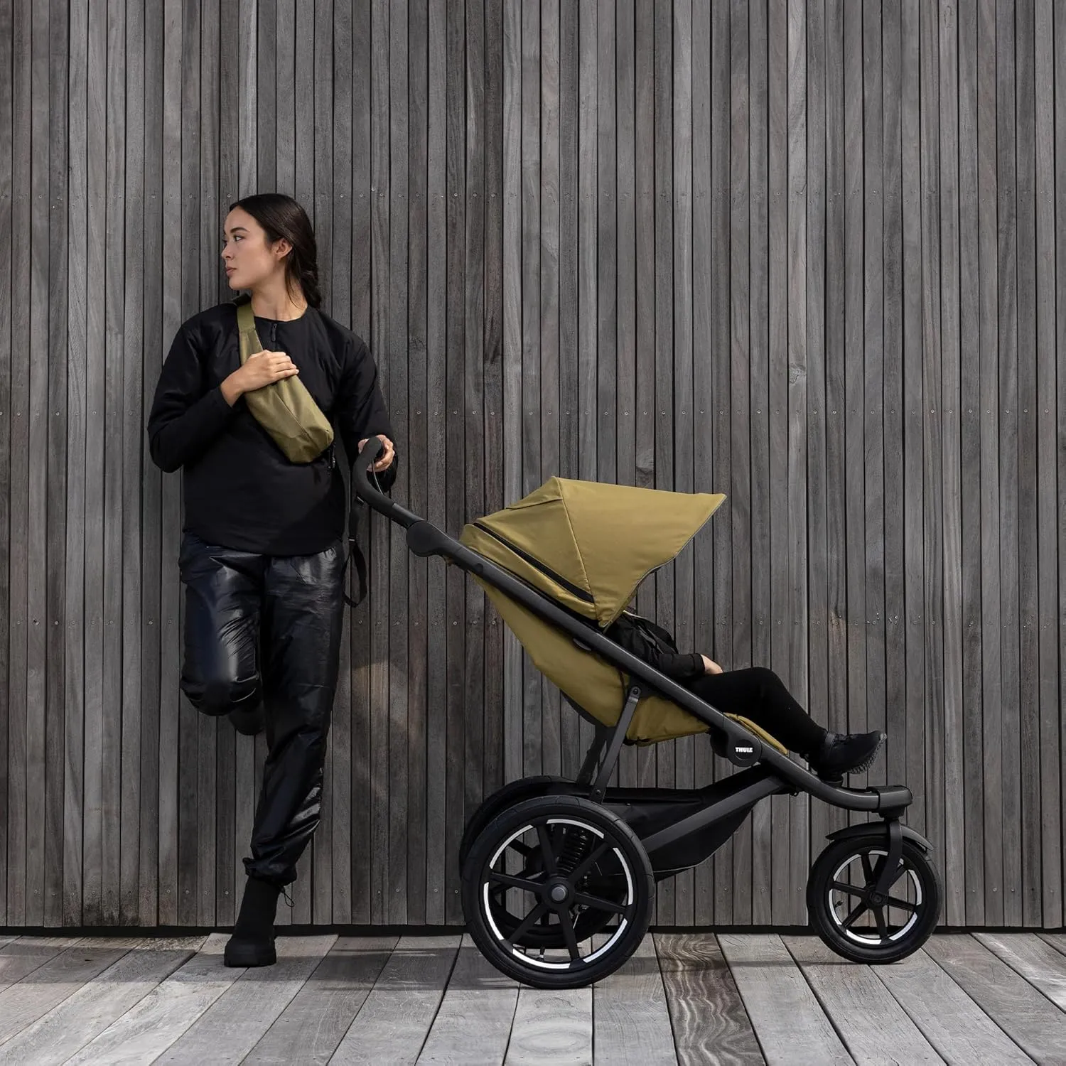 Thule Urban Glide 3 Single Child All-Terrain Stroller, Full-Suspension System, Air-Filled Tires, Upright seat with Adjustable Recline and Built-in legrest
