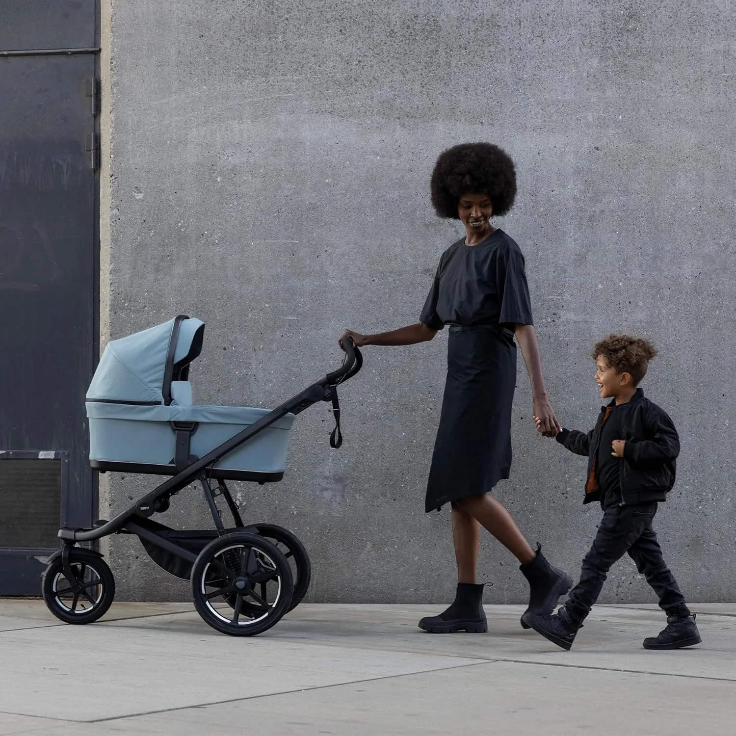 Thule Urban Glide 3 Single Child All-Terrain Stroller, Full-Suspension System, Air-Filled Tires, Upright seat with Adjustable Recline and Built-in legrest
