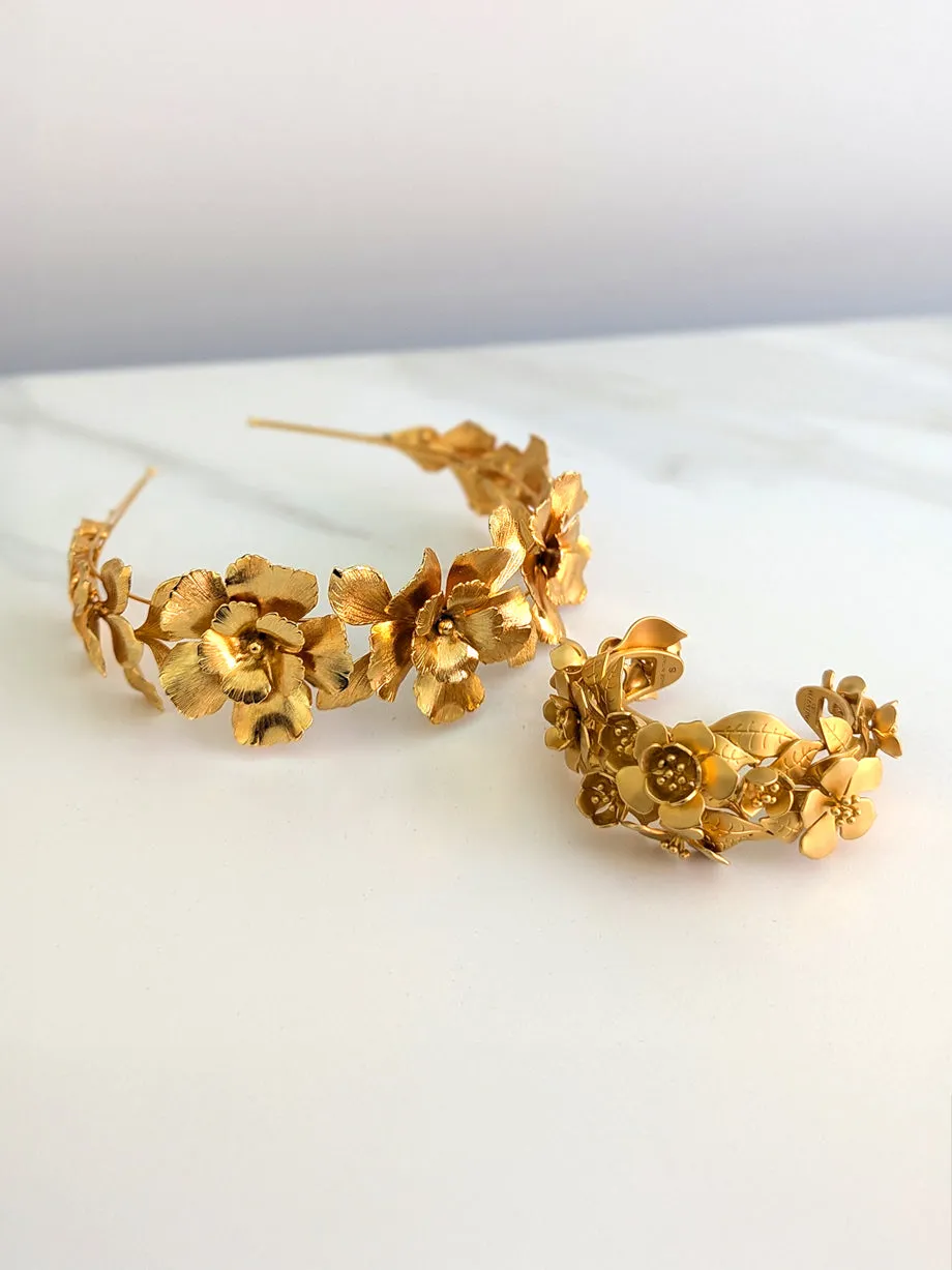 Valentino • Floral Cuff Gold