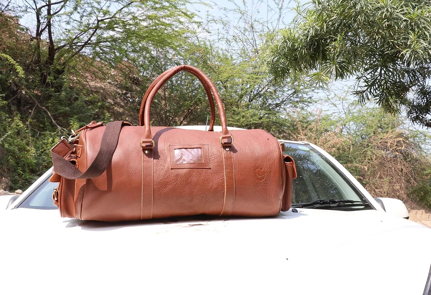 Vintage Leather Duffel Bag for Men Leather Travel Bag, Spacious Weekender Overnight Bag, Durable Carry-On with Adjustable Strap, Stylish Duffle for Gym, Business & Adventure - 20 Inches (Brown)