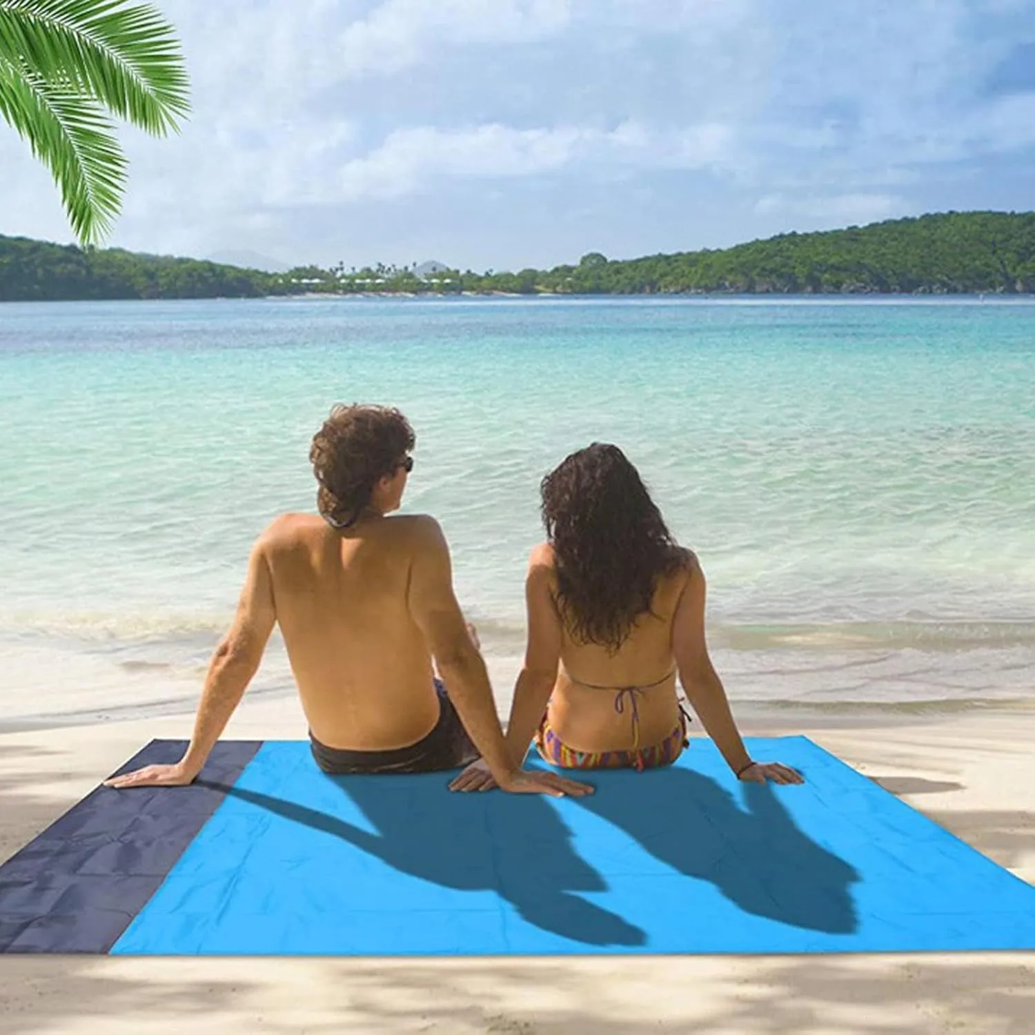 Waterproof Beach Blanket, 80"×50" Sandproof Quick Drying Extra Large Beach Mat with Storage Bag,Lightweight Picnic Mat,Durable Beach Blanket for Travel Camping Outdoor Hiking